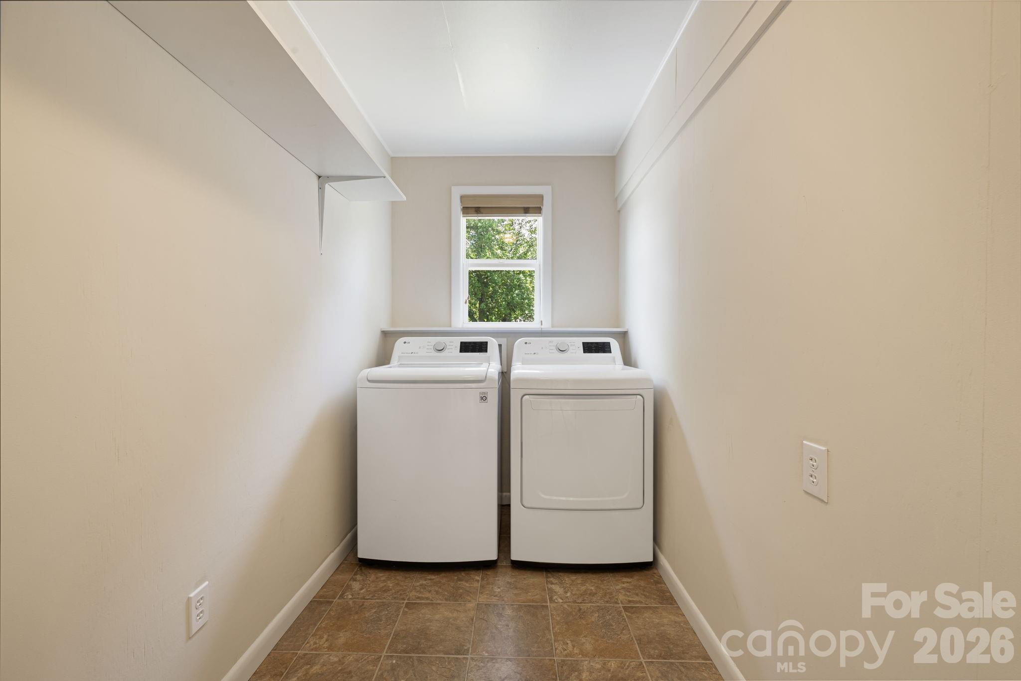490 Ecusta Road Property Photo 18