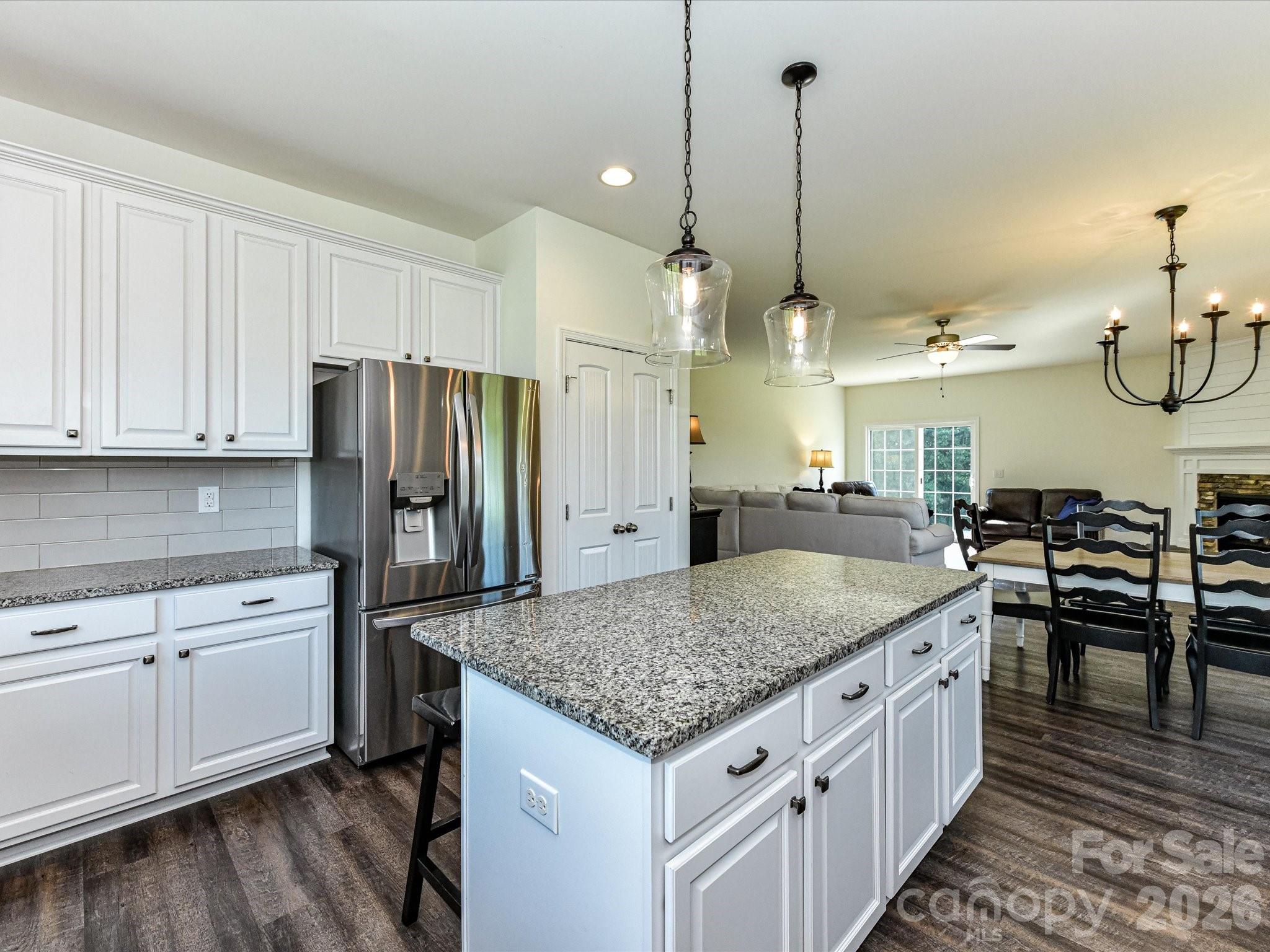 5912 Sikes Mill Road Property Photo 6