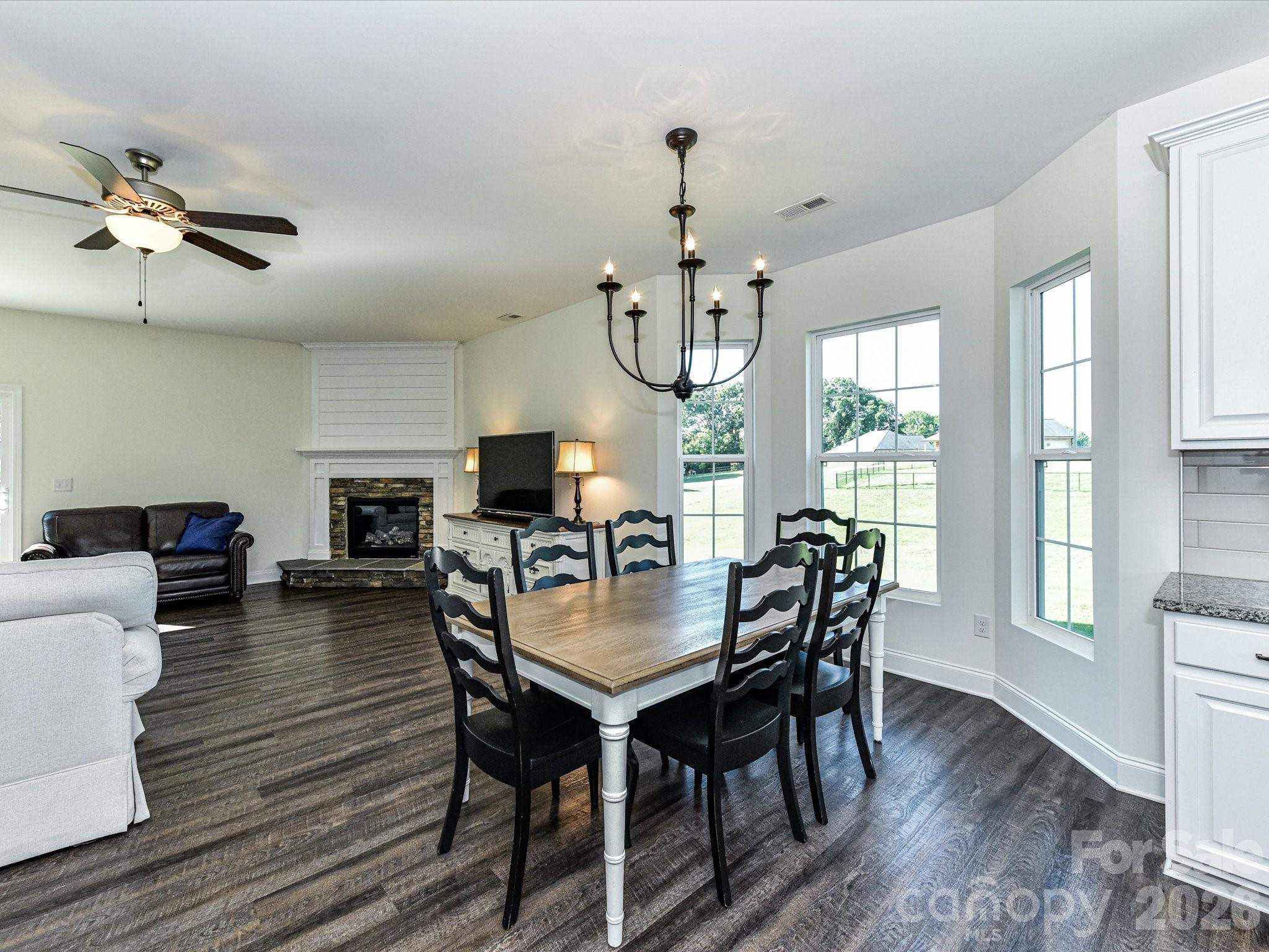 5912 Sikes Mill Road Property Photo 11