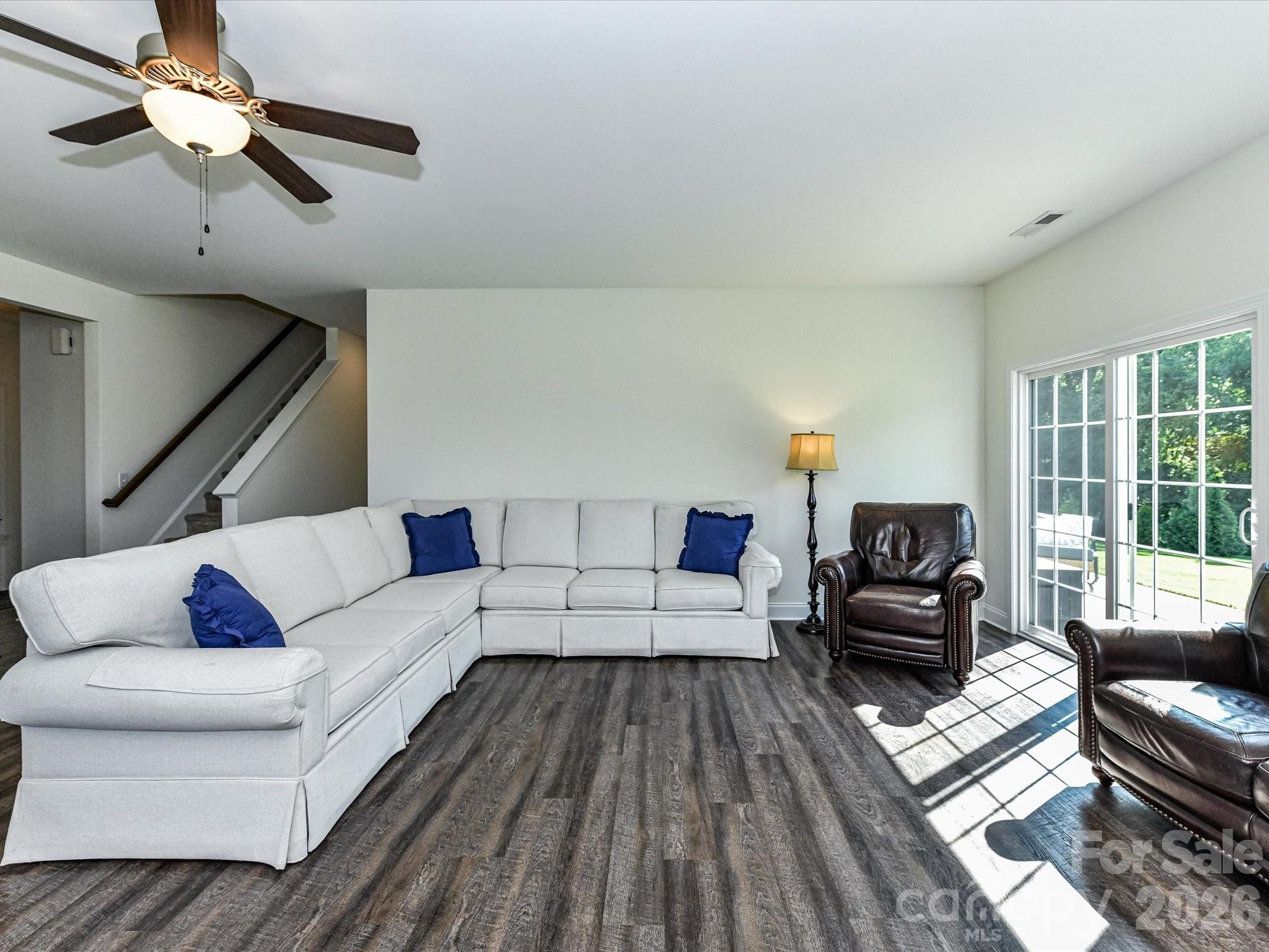5912 Sikes Mill Road Property Photo 16