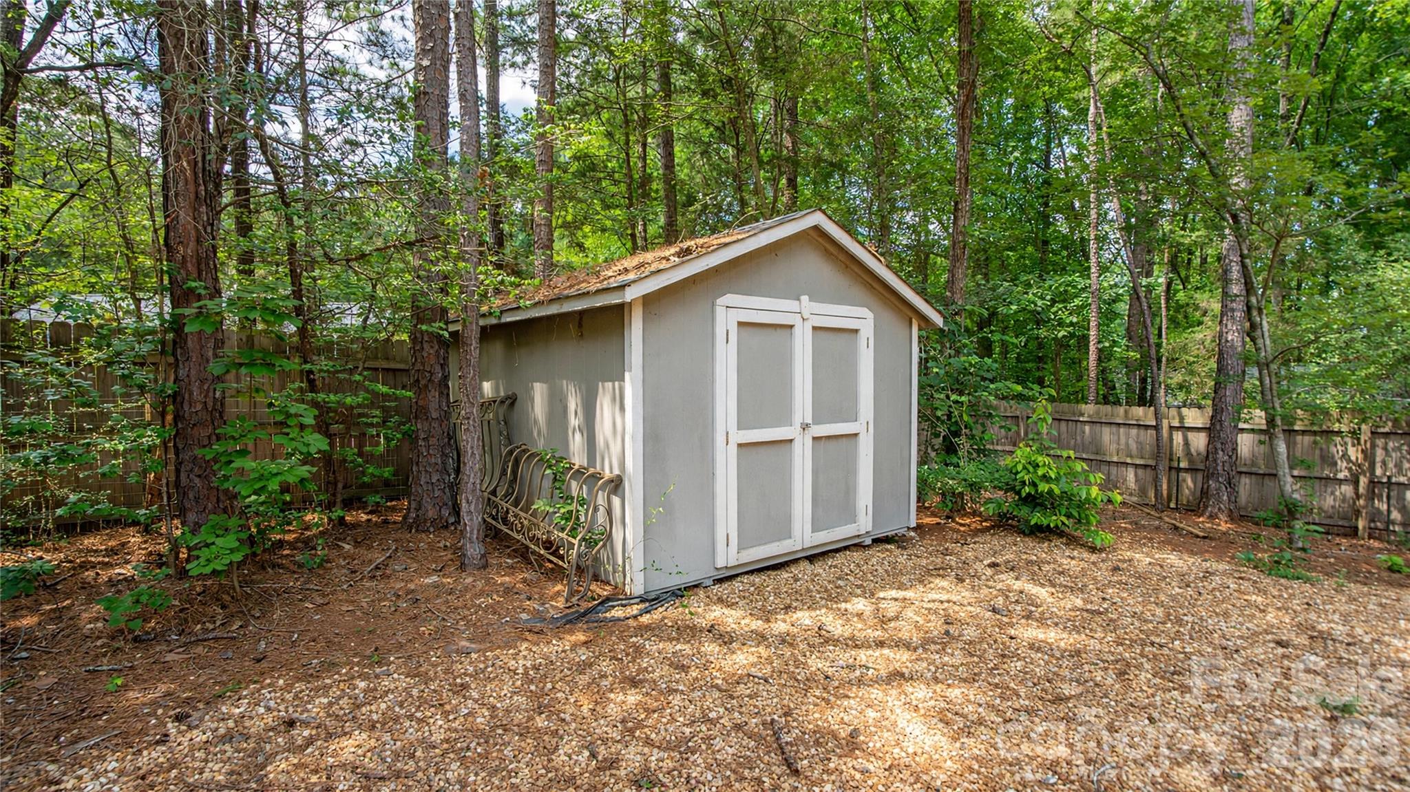 8003 Hope Lane Property Photo 16