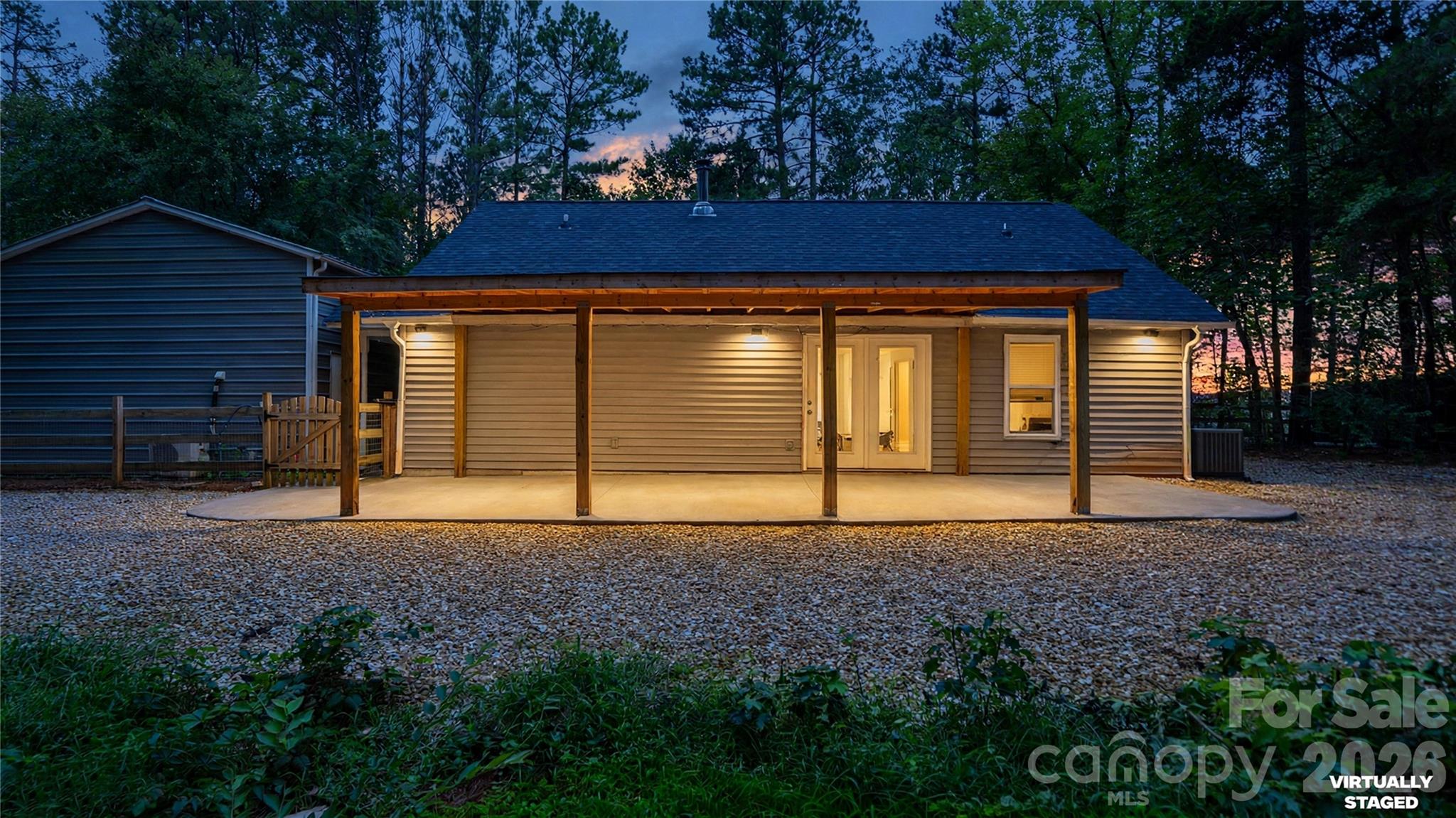 8003 Hope Lane Property Photo 18