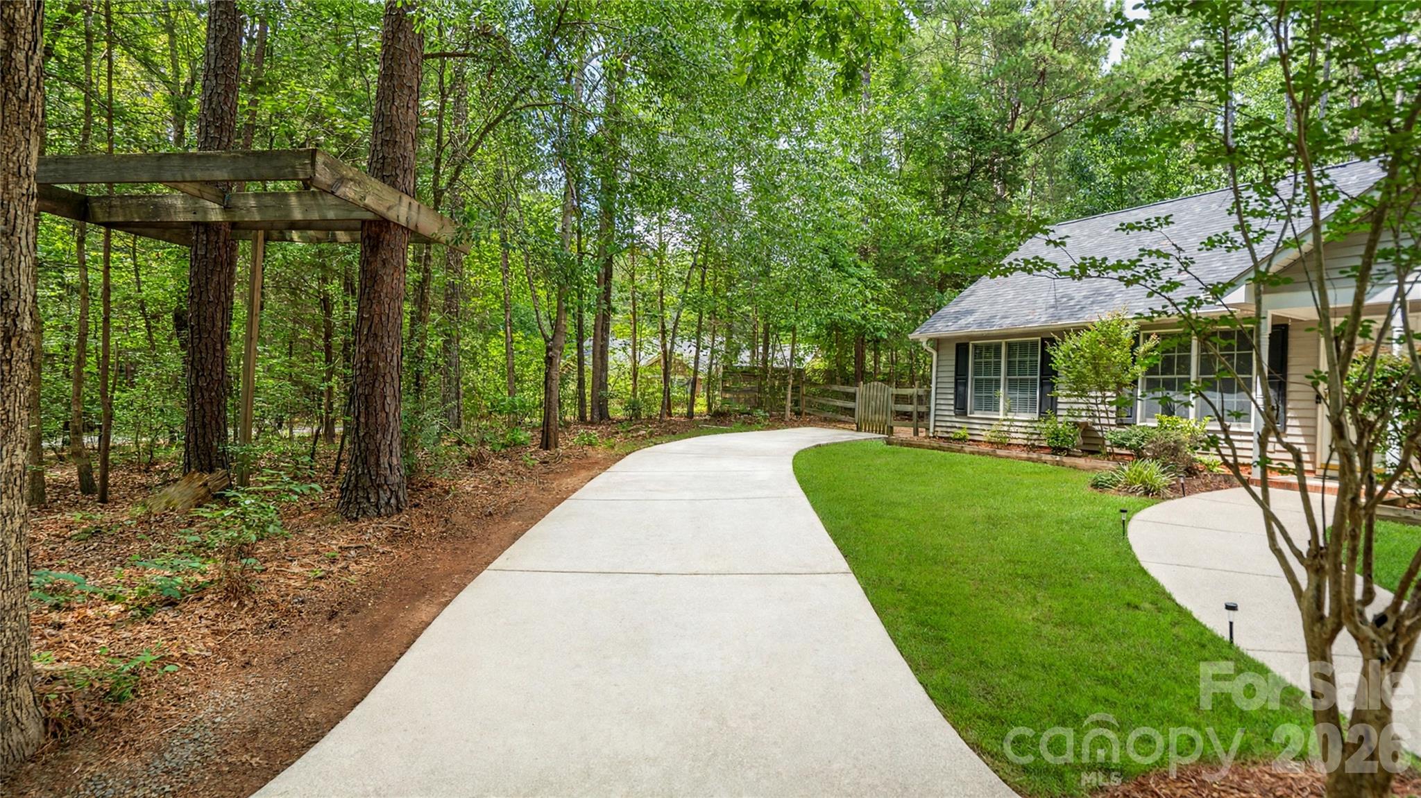 8003 Hope Lane Property Photo 24