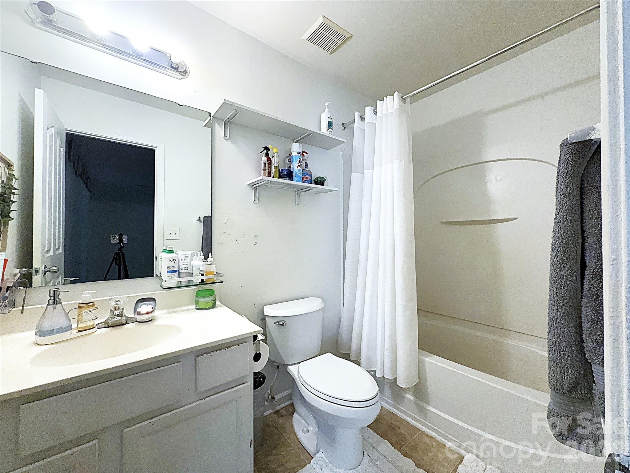 8703 Earthenware Drive Property Photo 20