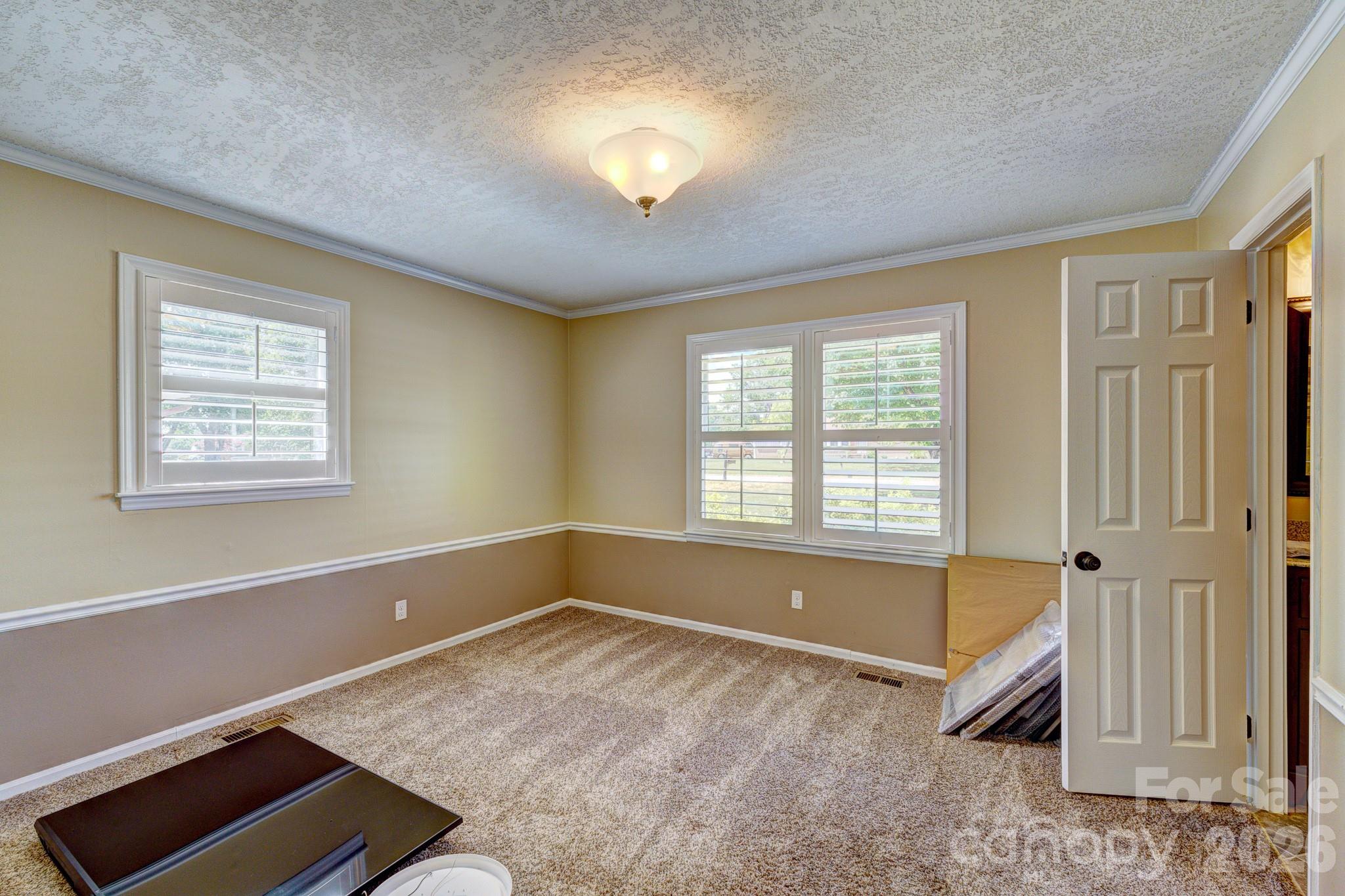 1014 Ranbar Street Property Photo 11