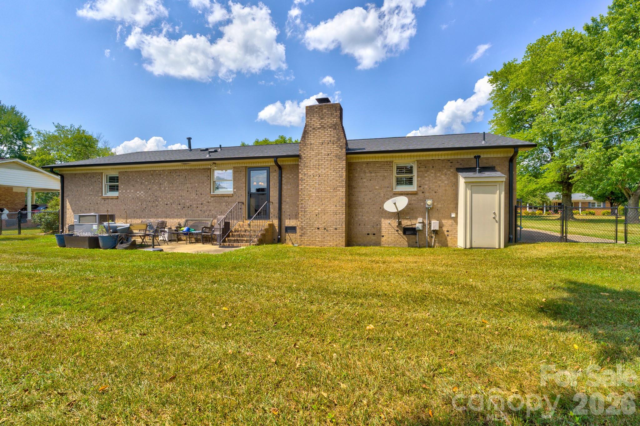 1014 Ranbar Street Property Photo 16