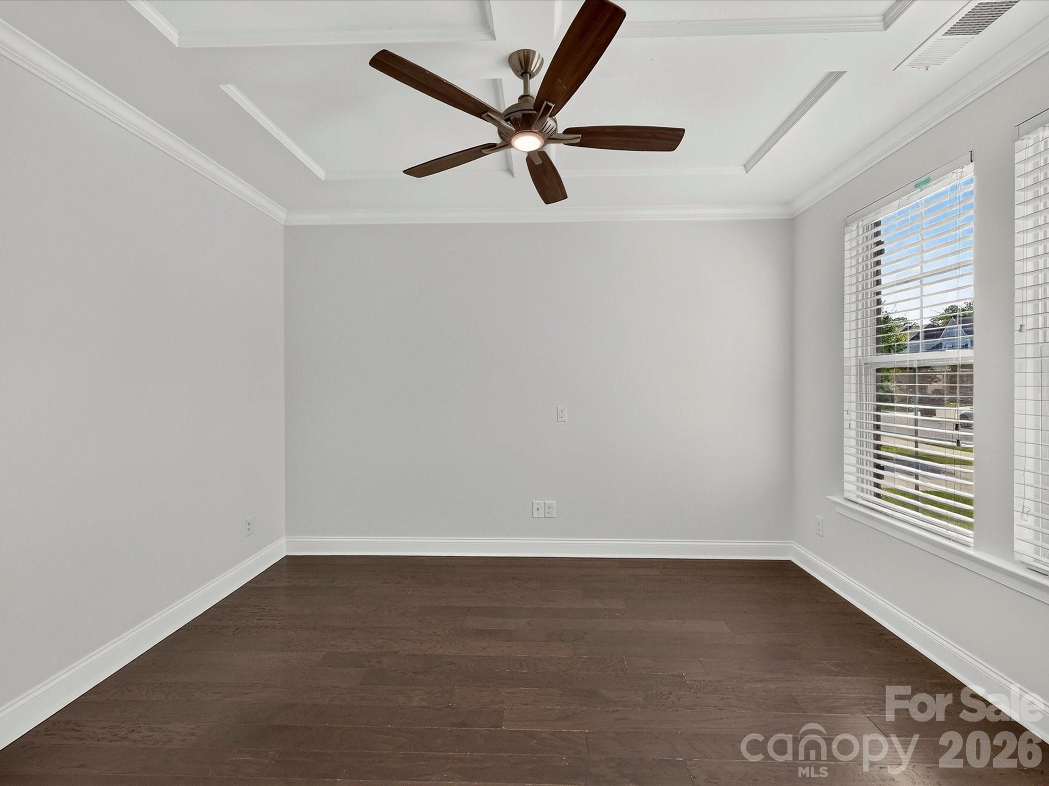 317 Somerled Way Property Photo 6