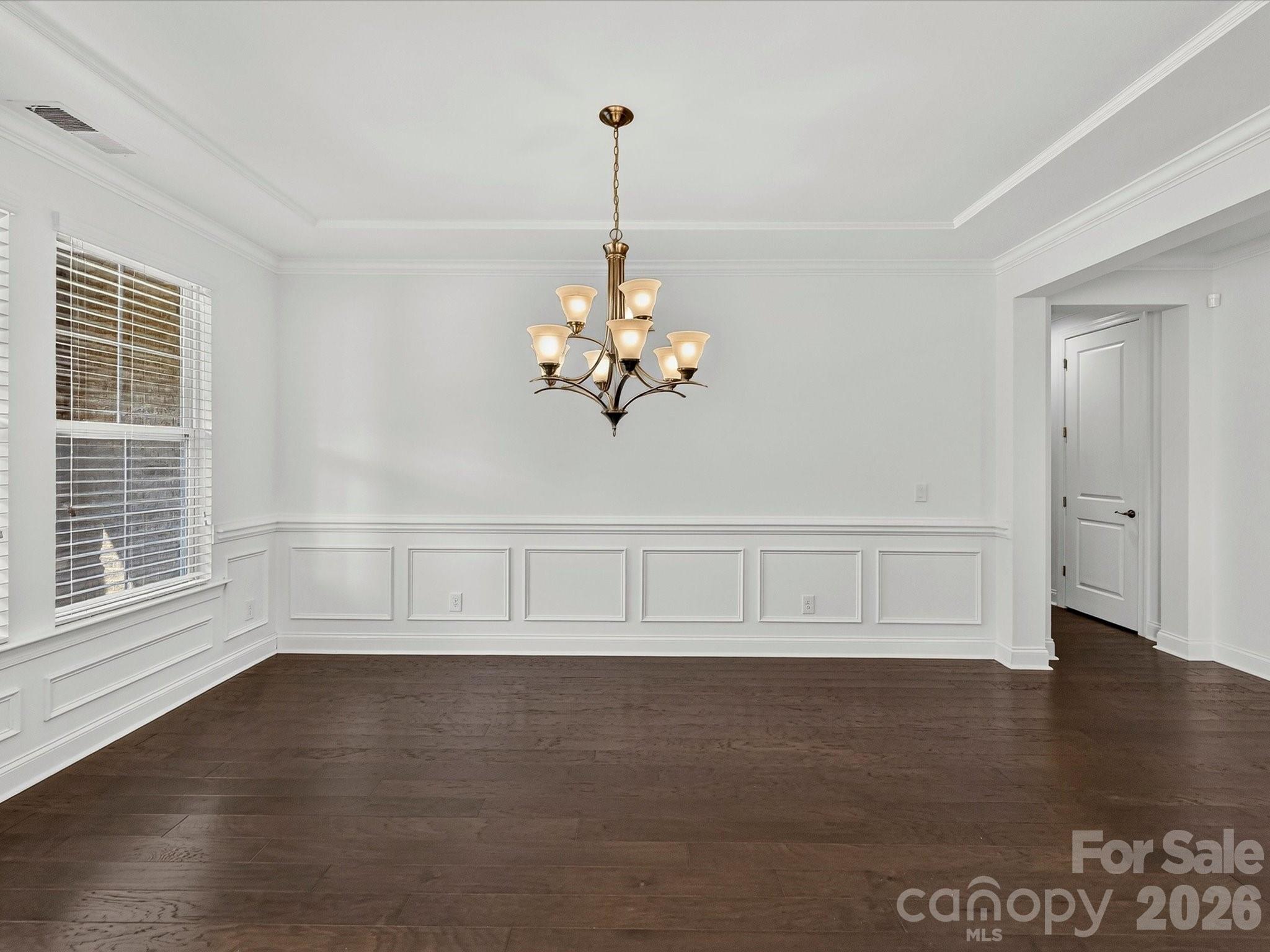 317 Somerled Way Property Photo 8