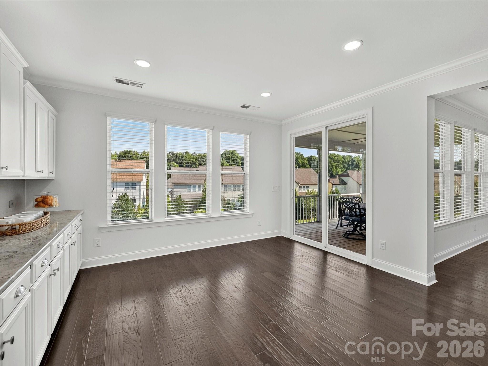 317 Somerled Way Property Photo 22