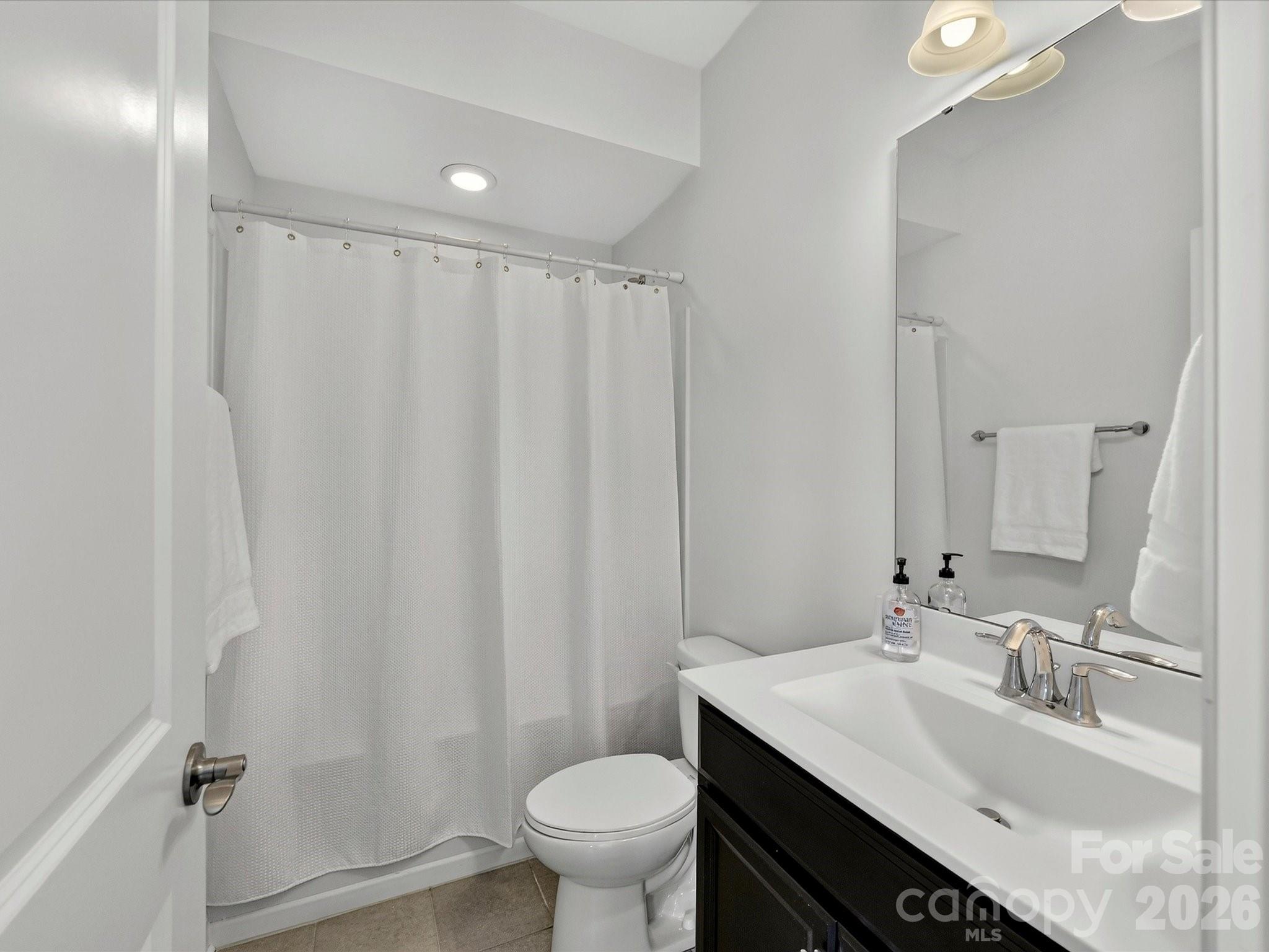 317 Somerled Way Property Photo 33