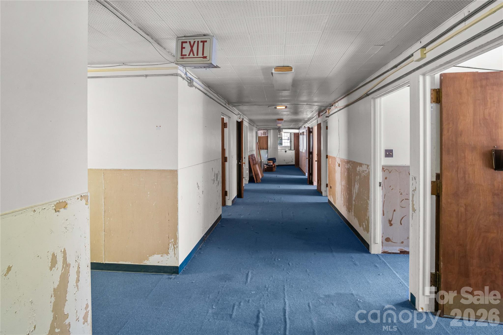 330 Carolina Drive Property Photo 39