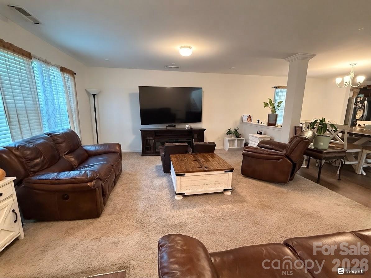 714 Lexington Drive 52 Property Photo 7