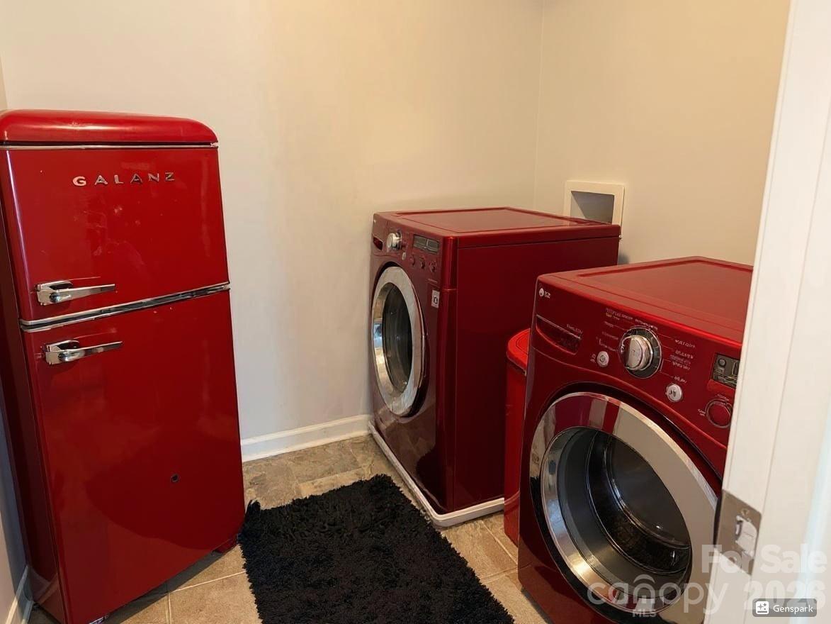 714 Lexington Drive 52 Property Photo 23