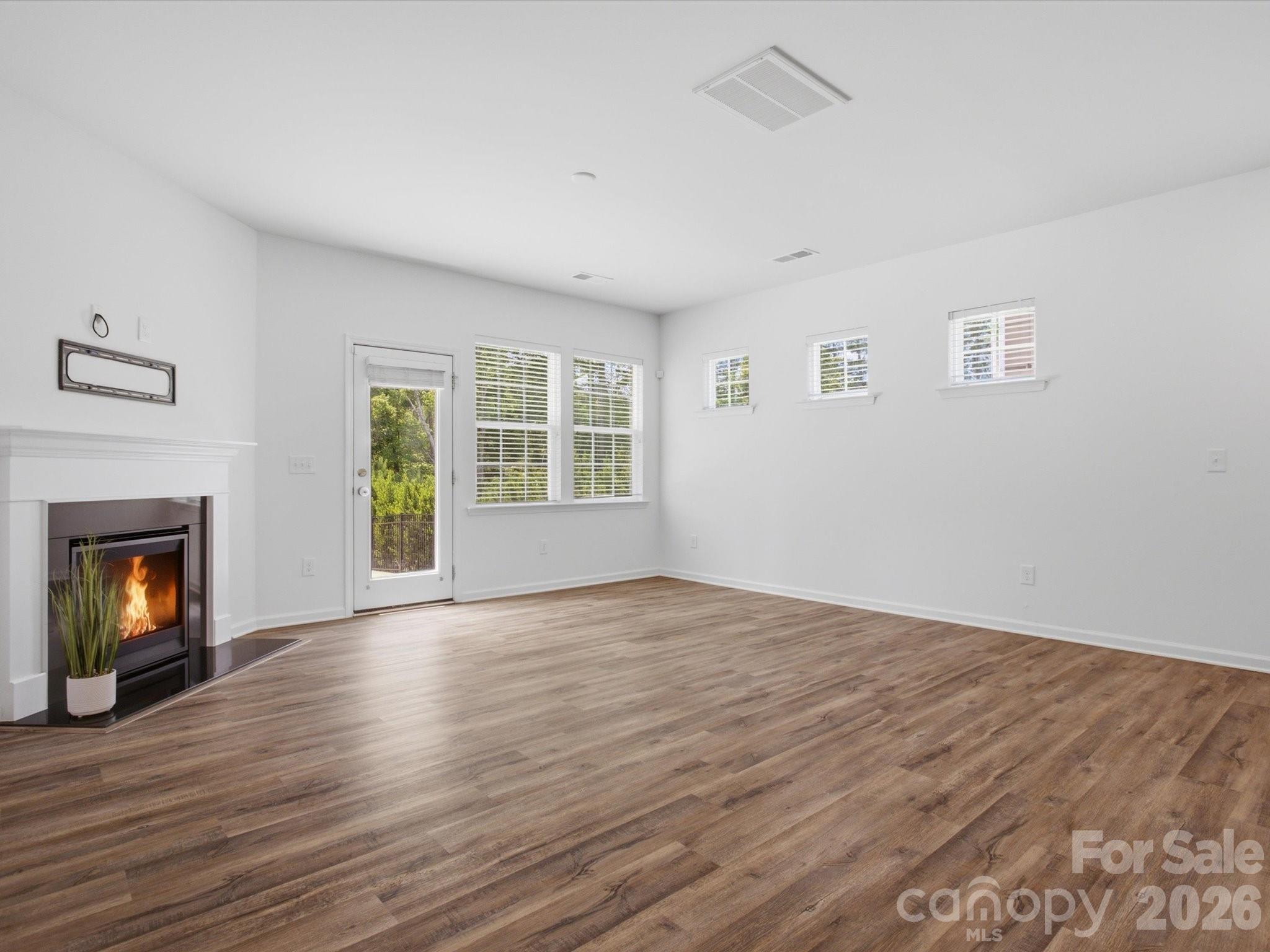 1012 Whipcord Drive Property Photo 17