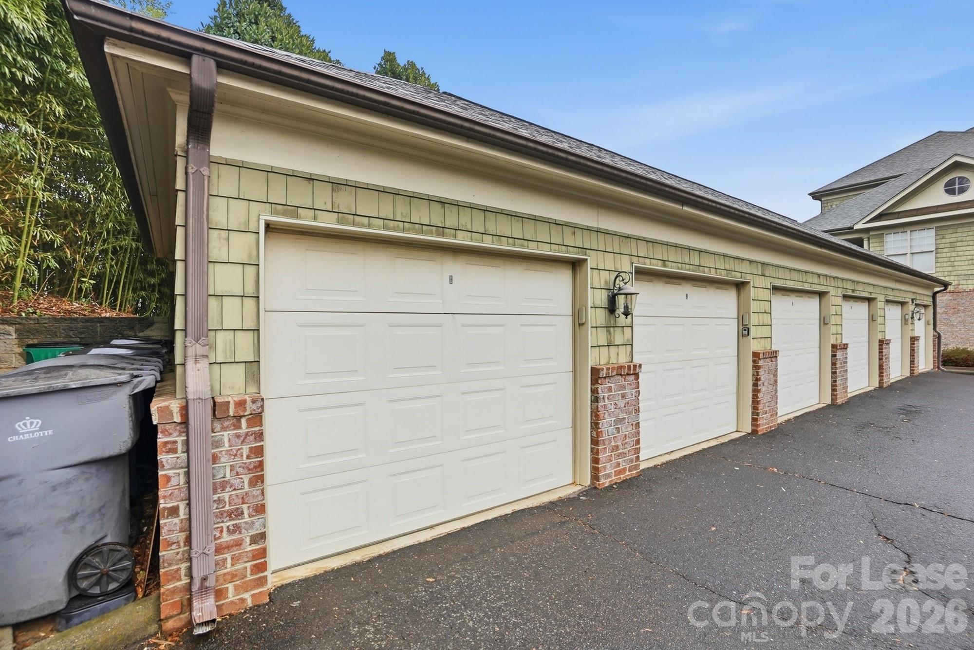1117 Park West Drive Property Photo 34