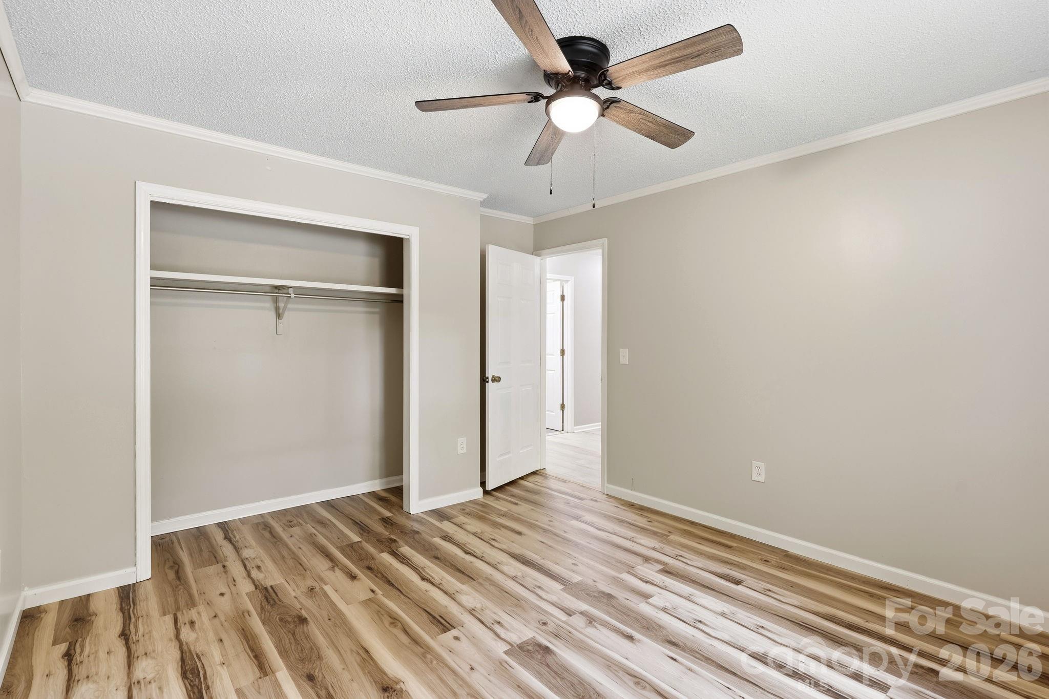 340 Oakwood Lane Property Photo 17
