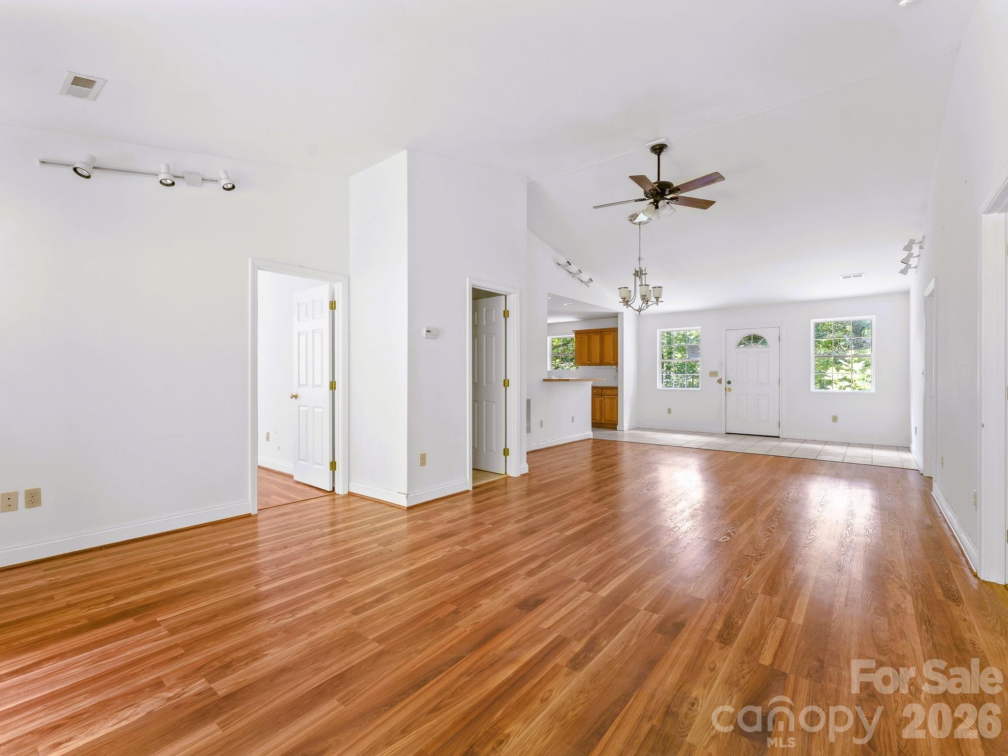 269 Pinewood Knoll Drive Property Photo 5