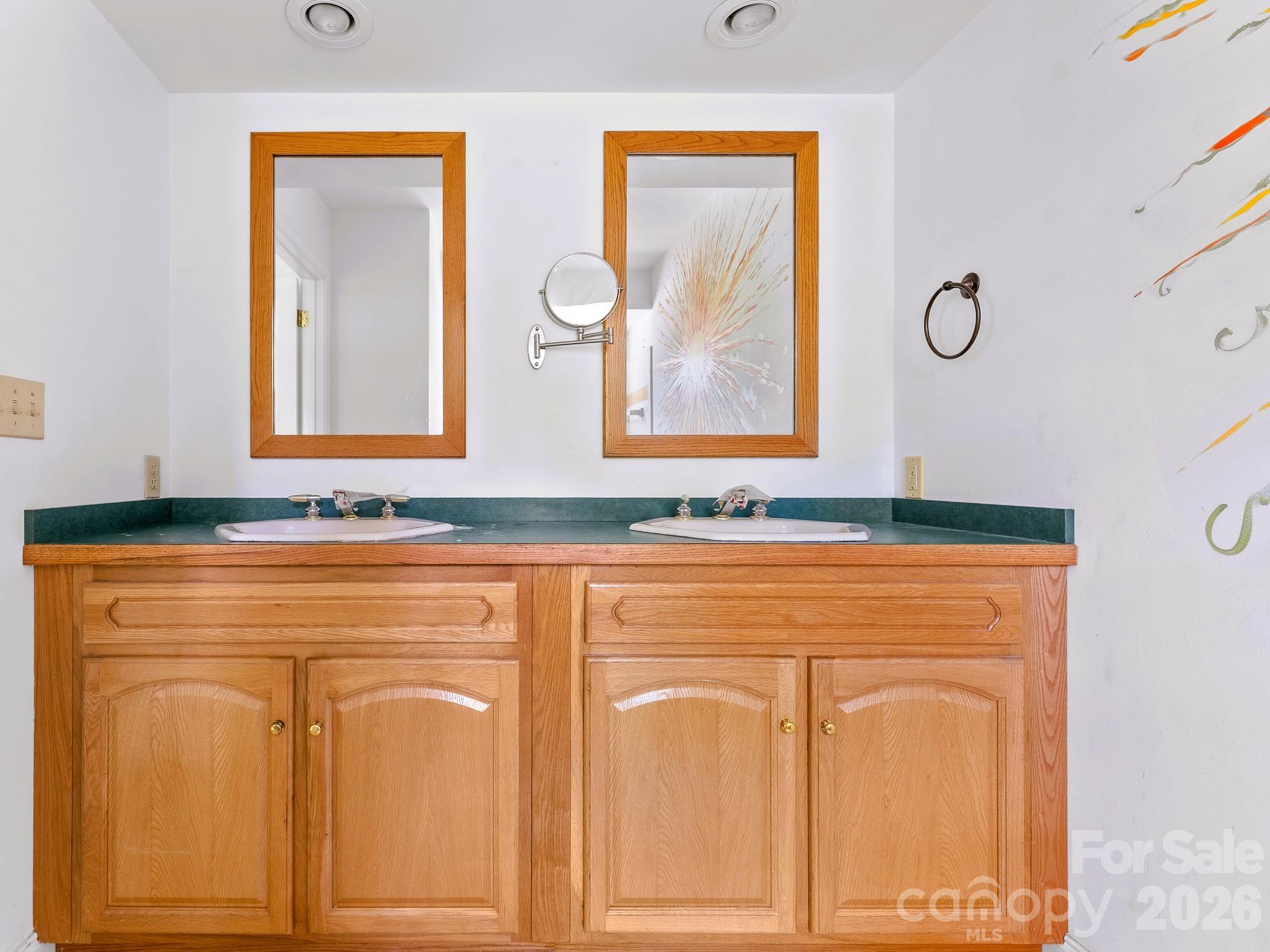 269 Pinewood Knoll Drive Property Photo 8