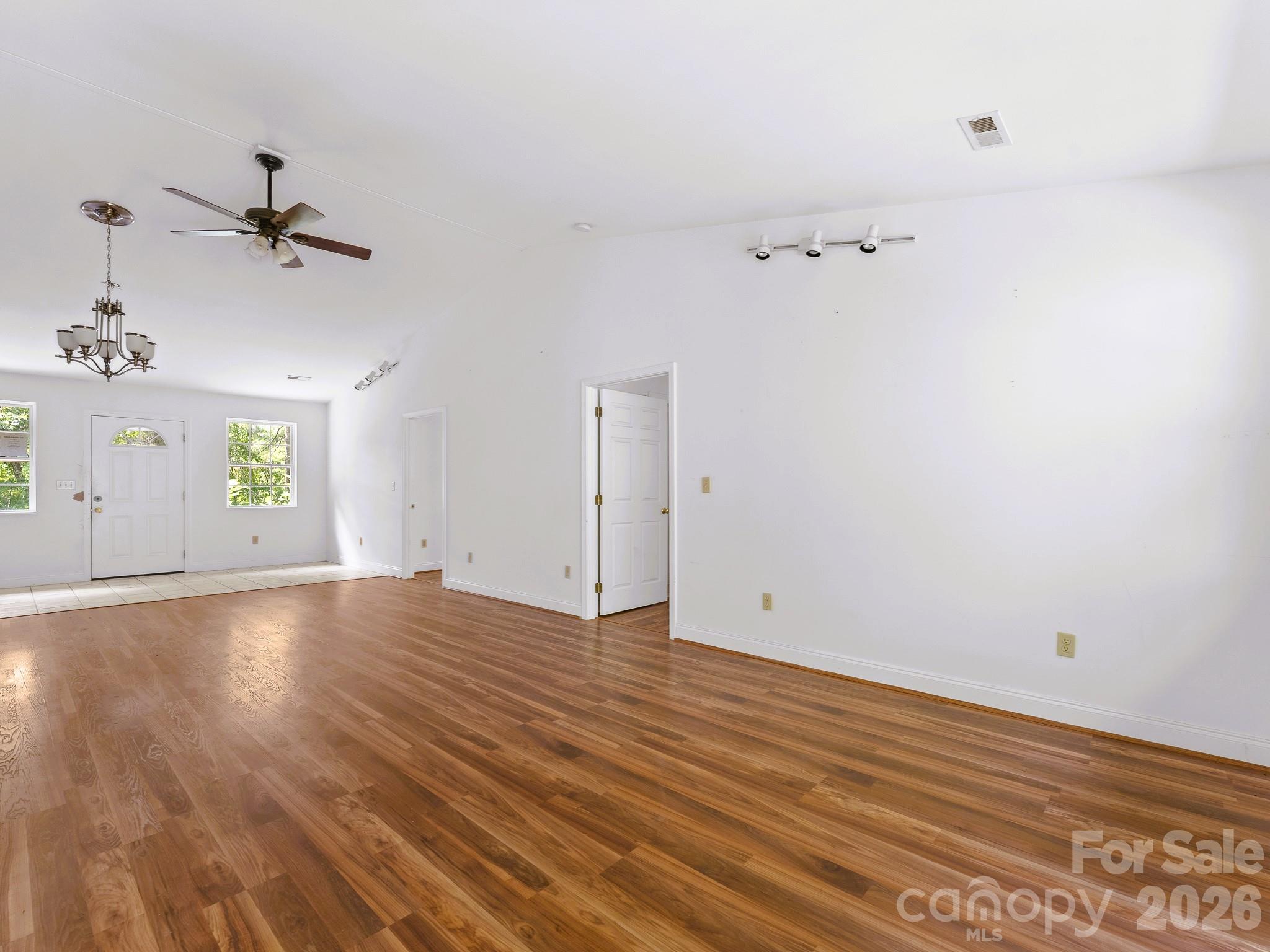 269 Pinewood Knoll Drive Property Photo 9