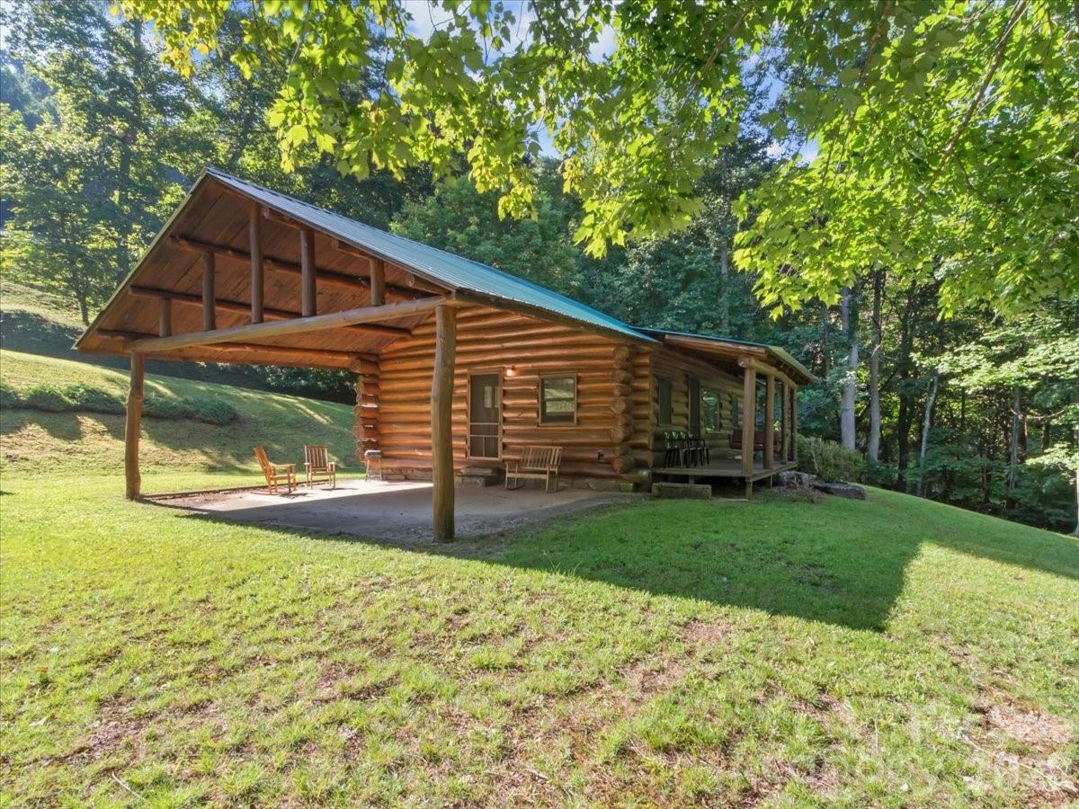 230 Chatter Box Lane Property Photo 1