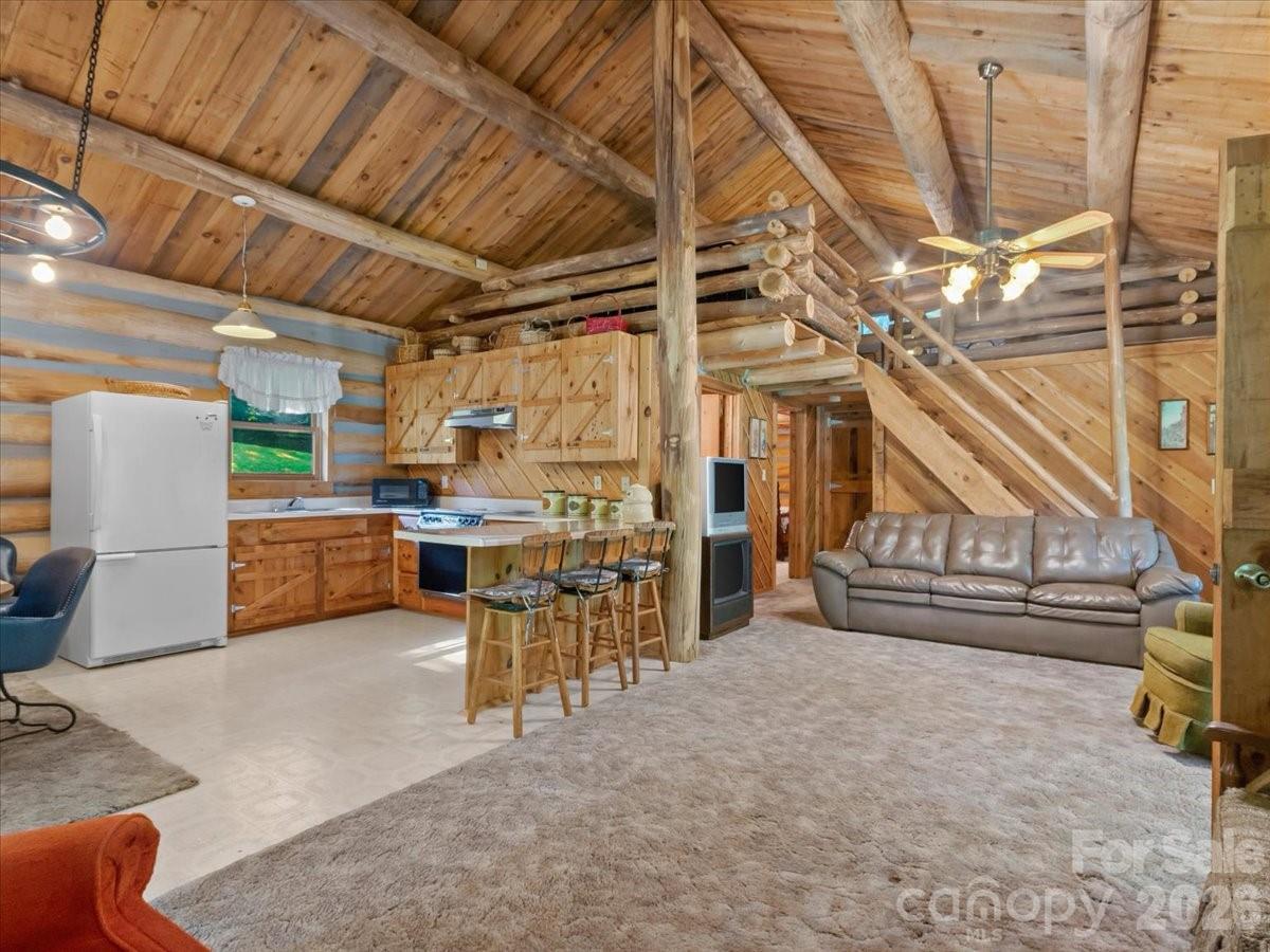 230 Chatter Box Lane Property Photo 12