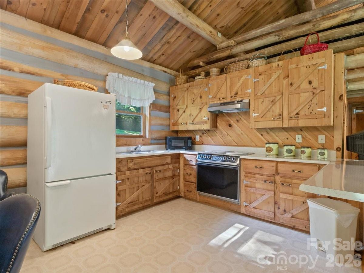230 Chatter Box Lane Property Photo 15