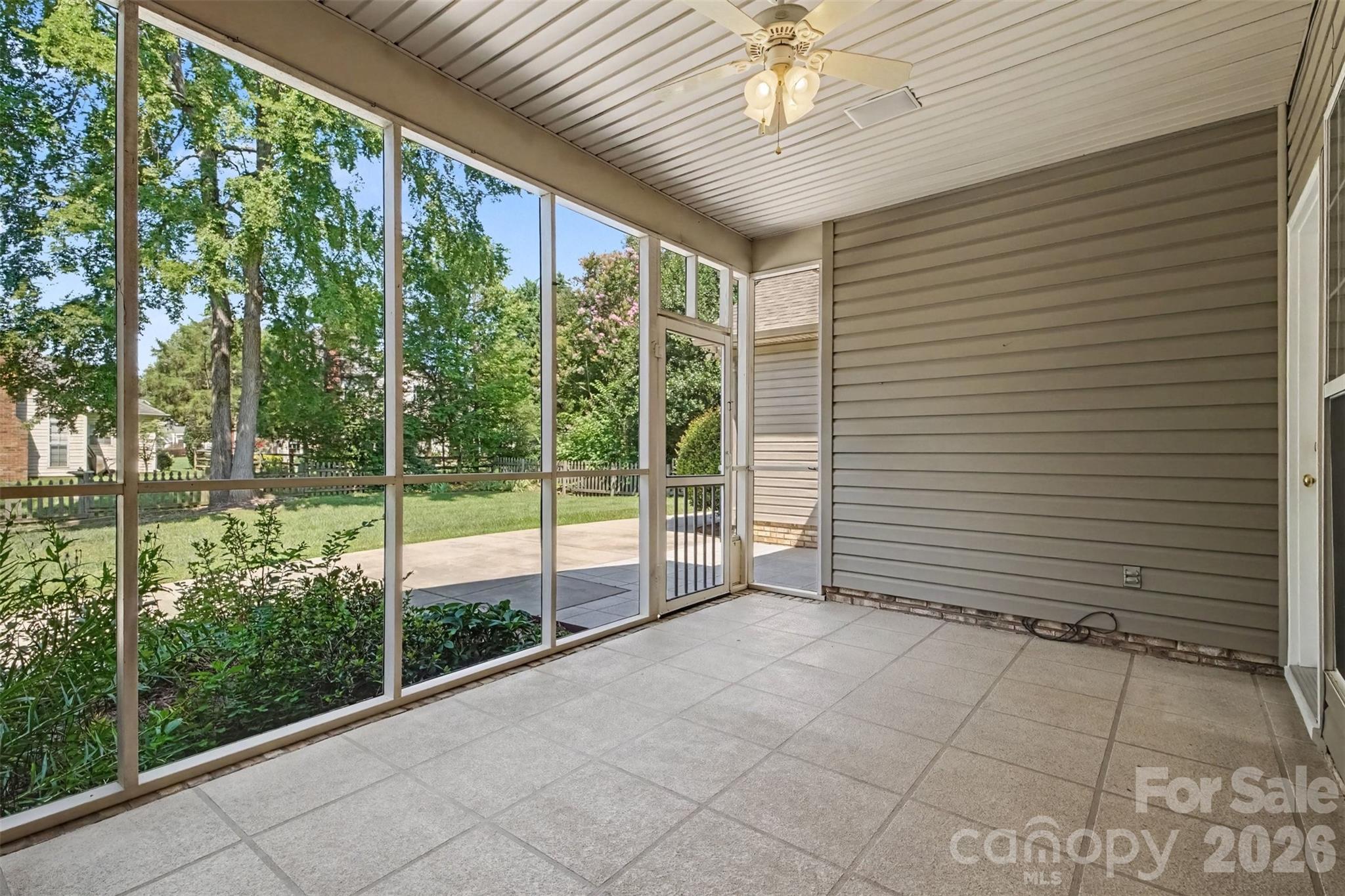 576 Gatsby Place Property Photo 13