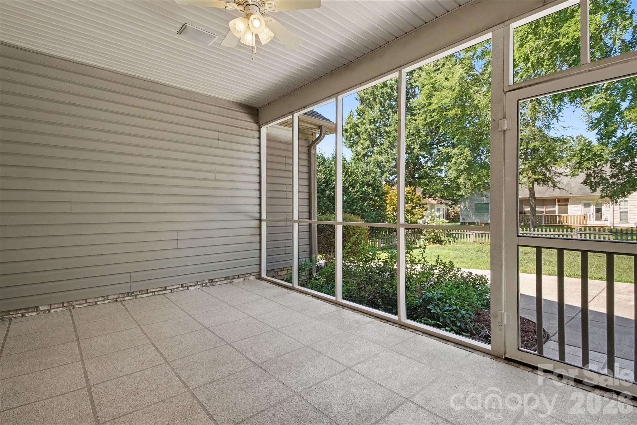 576 Gatsby Place Property Photo 14