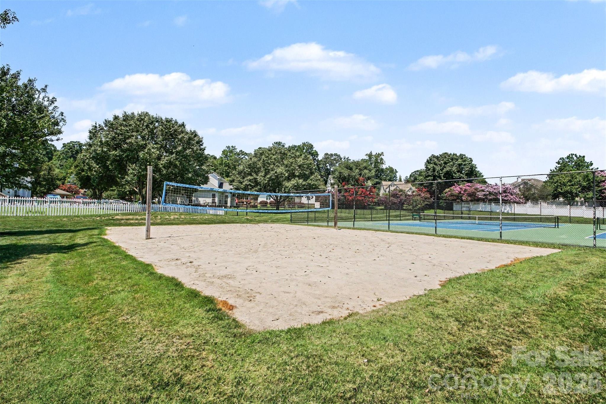 576 Gatsby Place Property Photo 44