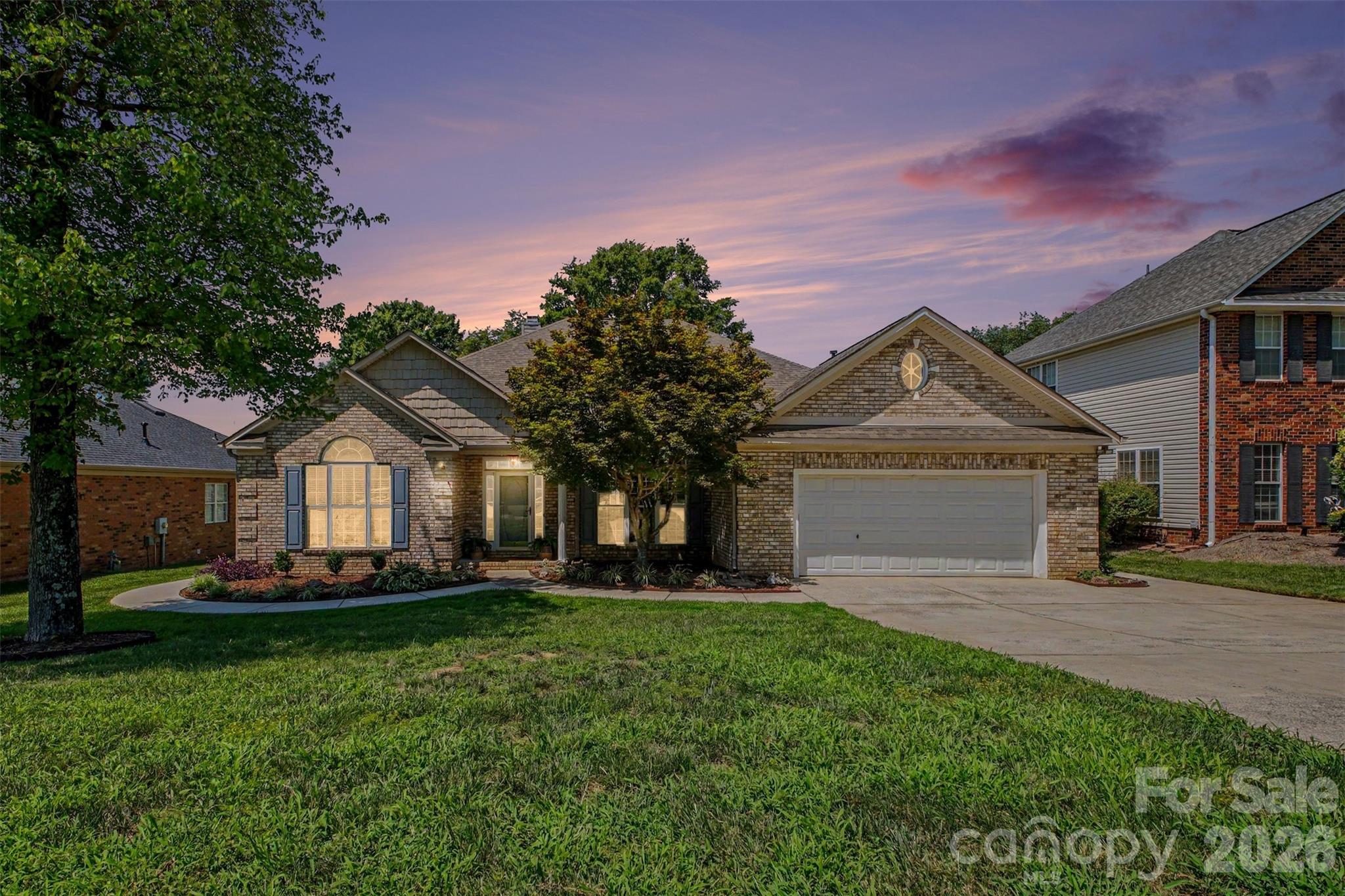 576 Gatsby Place Property Photo 45
