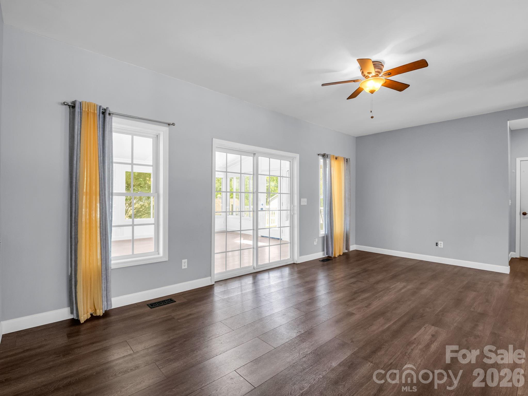 355 Hidden Meadow Drive Property Photo 18