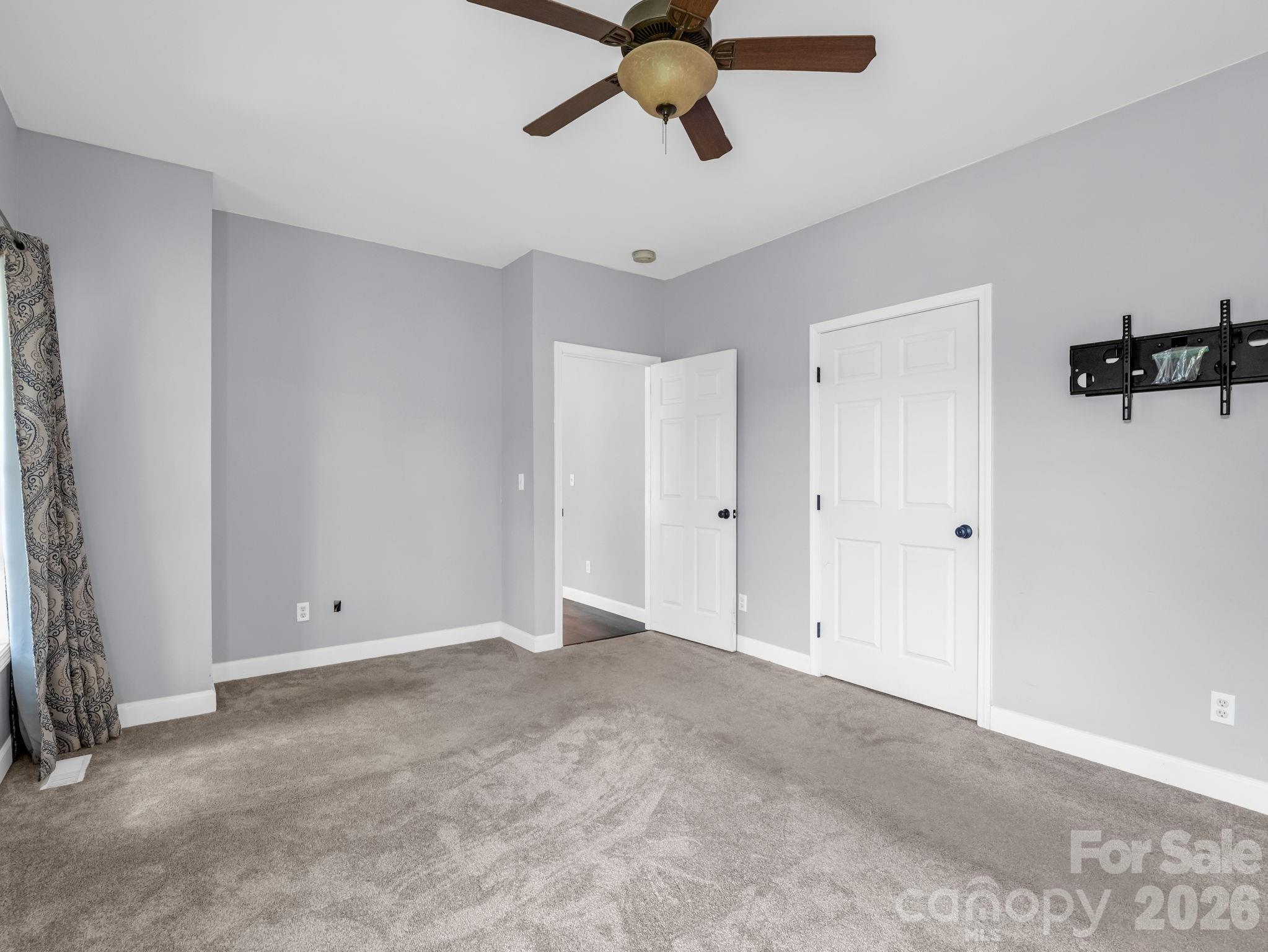 355 Hidden Meadow Drive Property Photo 23