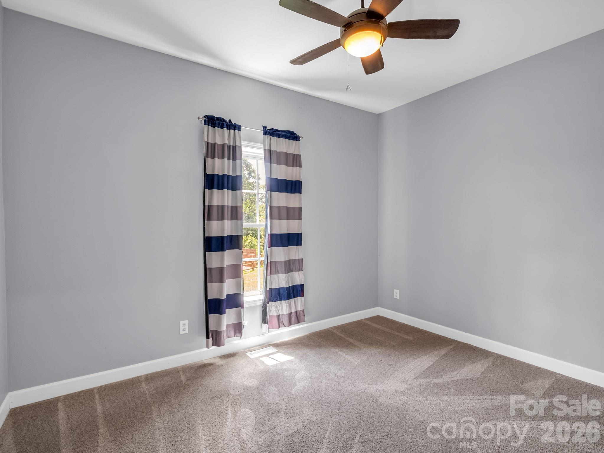 355 Hidden Meadow Drive Property Photo 31