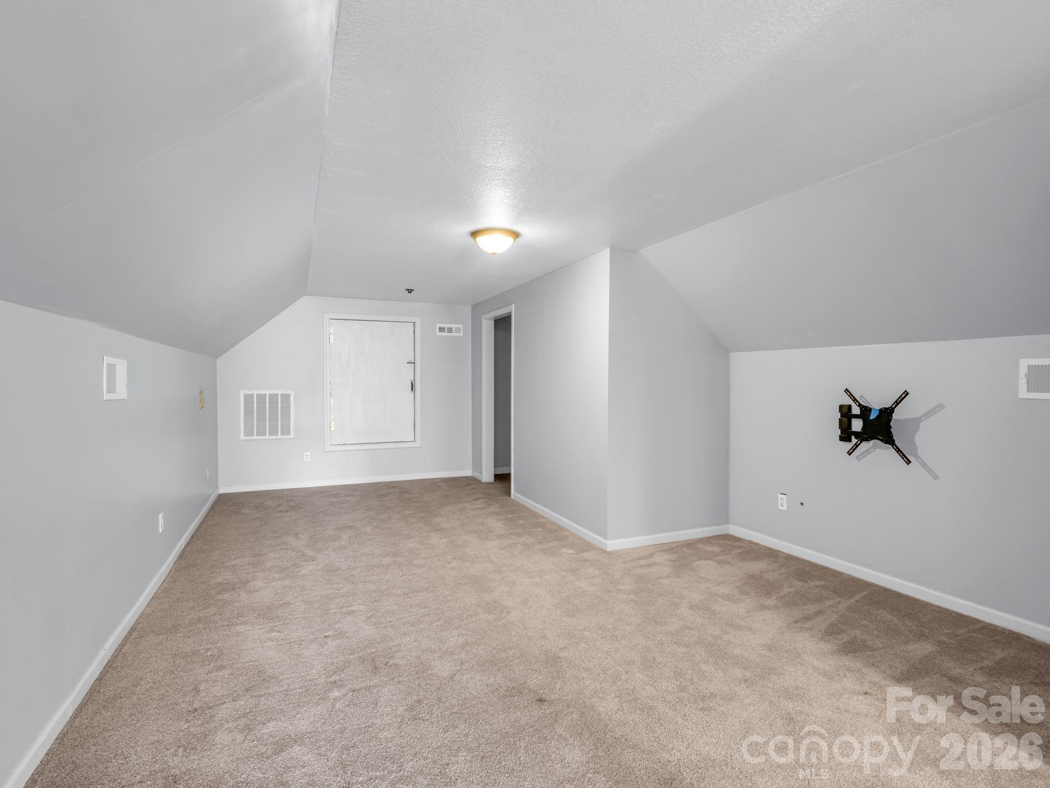 355 Hidden Meadow Drive Property Photo 33