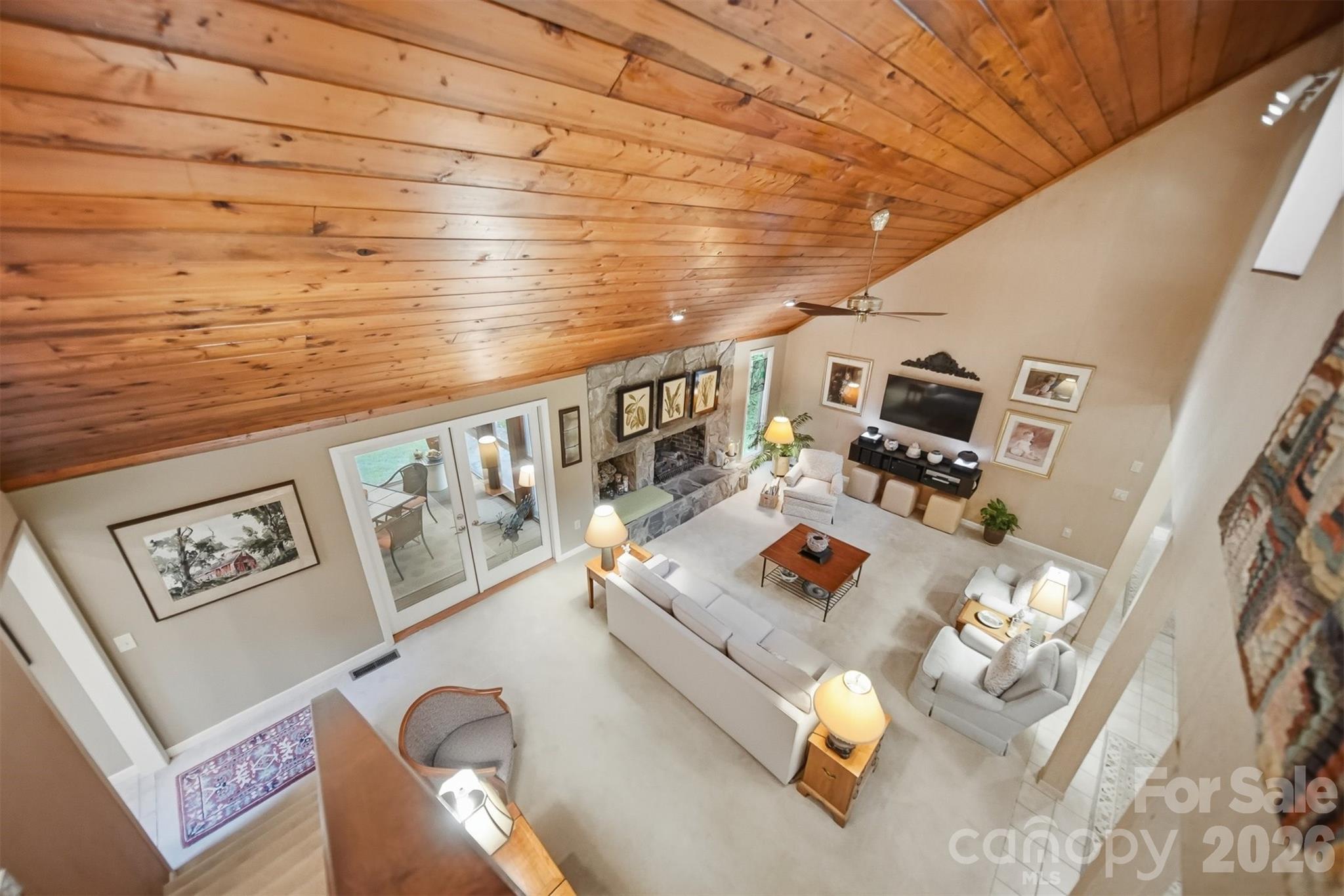 414 Stonecroft Drive Property Photo 12