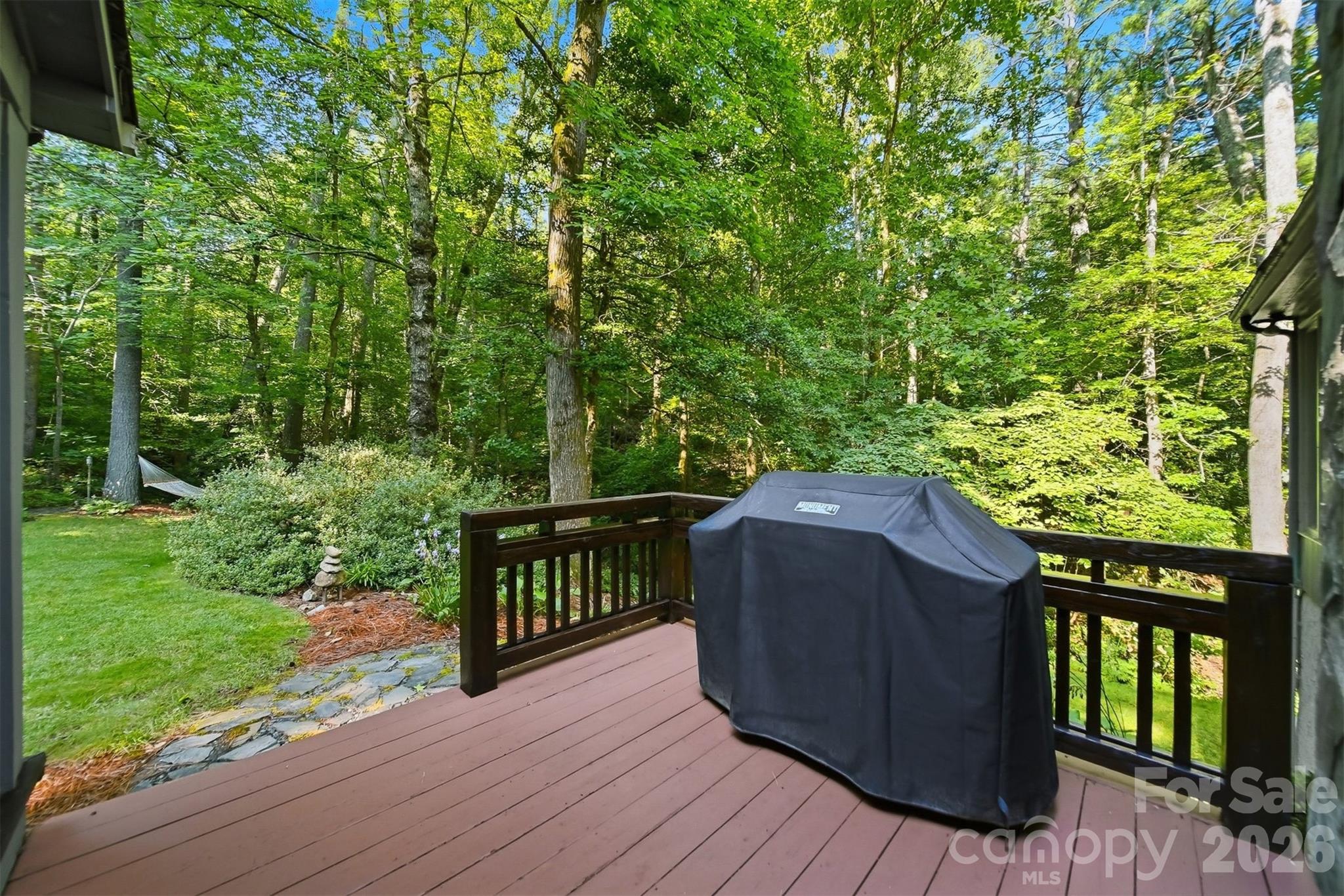 414 Stonecroft Drive Property Photo 14