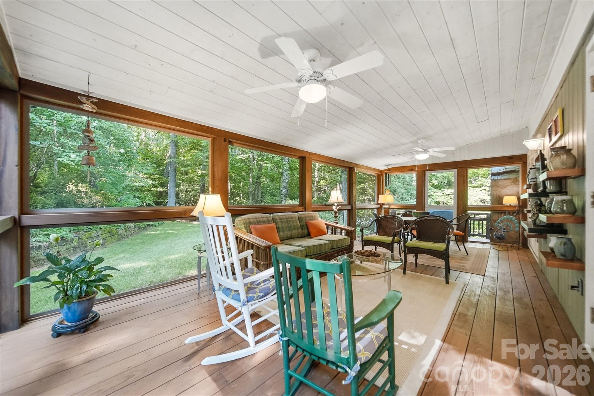 414 Stonecroft Drive Property Photo 15