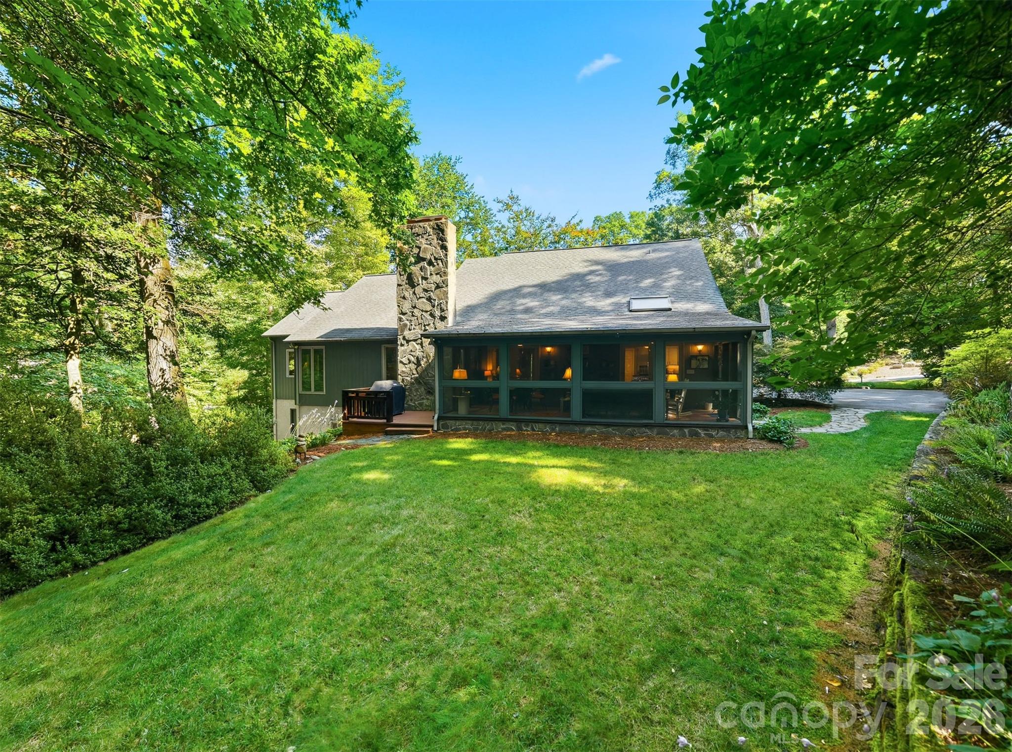 414 Stonecroft Drive Property Photo 39