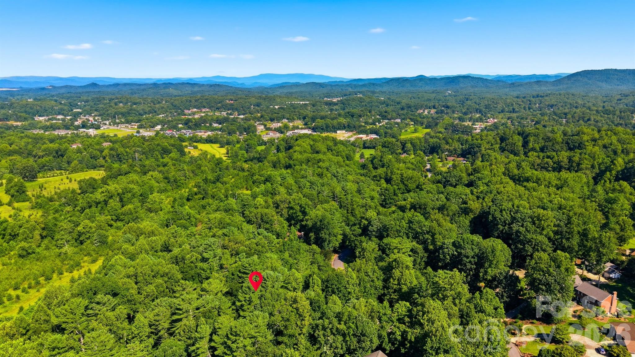 414 Stonecroft Drive Property Photo 45