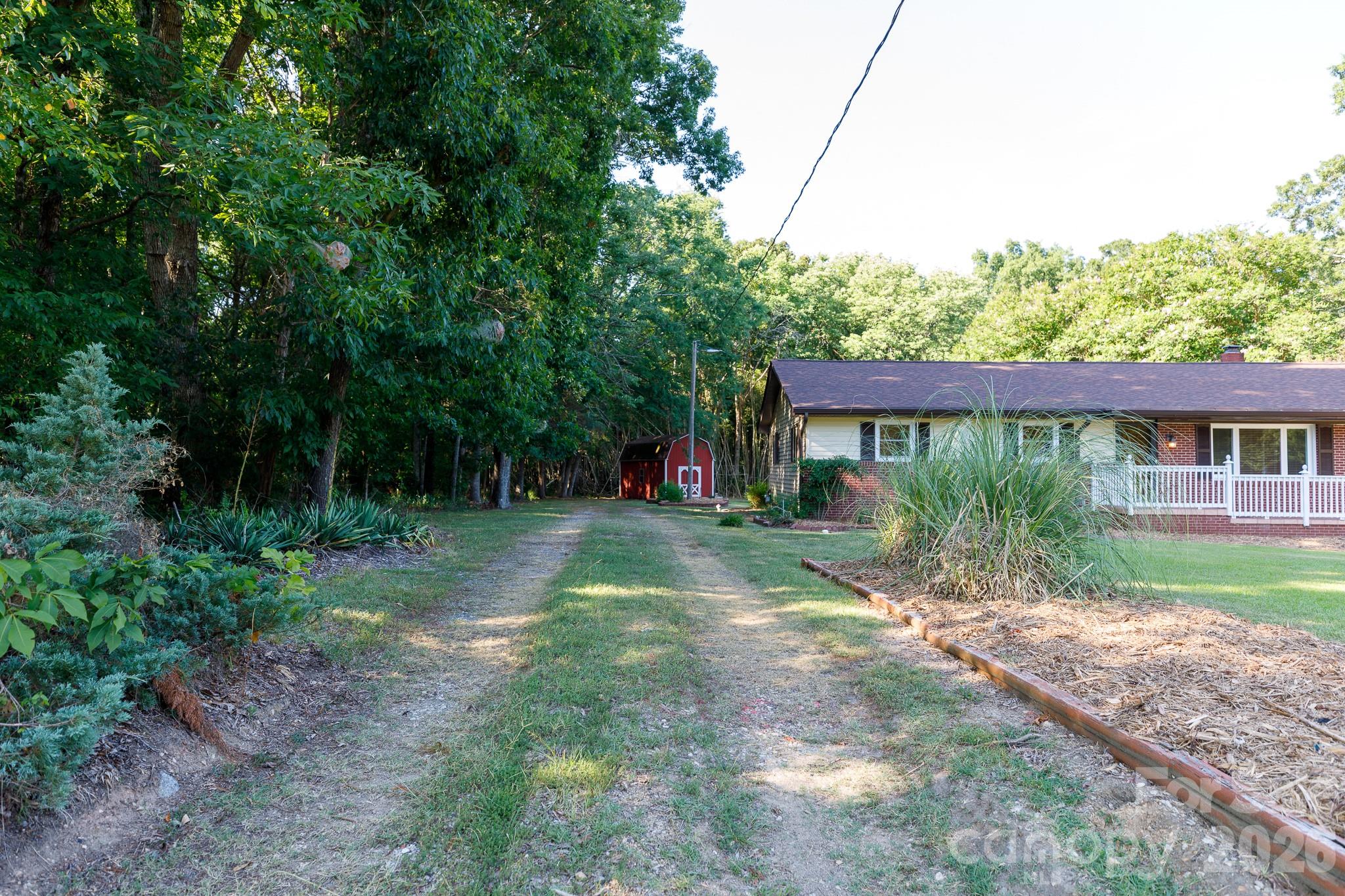 756 Old Richburg Road Property Photo 4