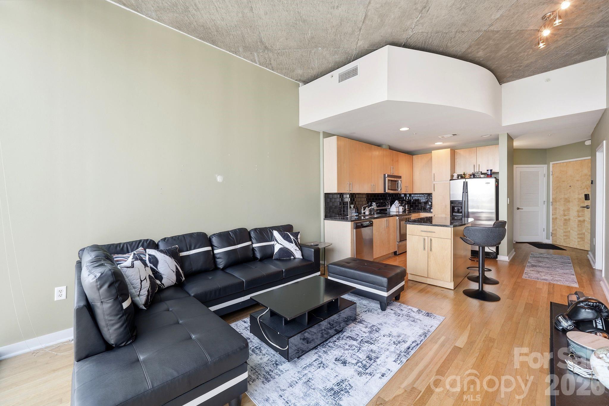 210 N Church Street 3405 Property Photo 6