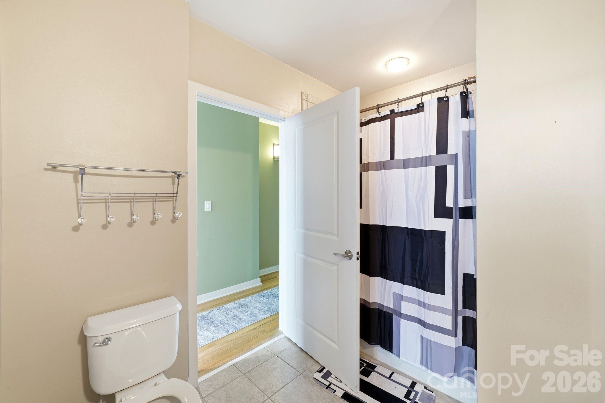 210 N Church Street 3405 Property Photo 10