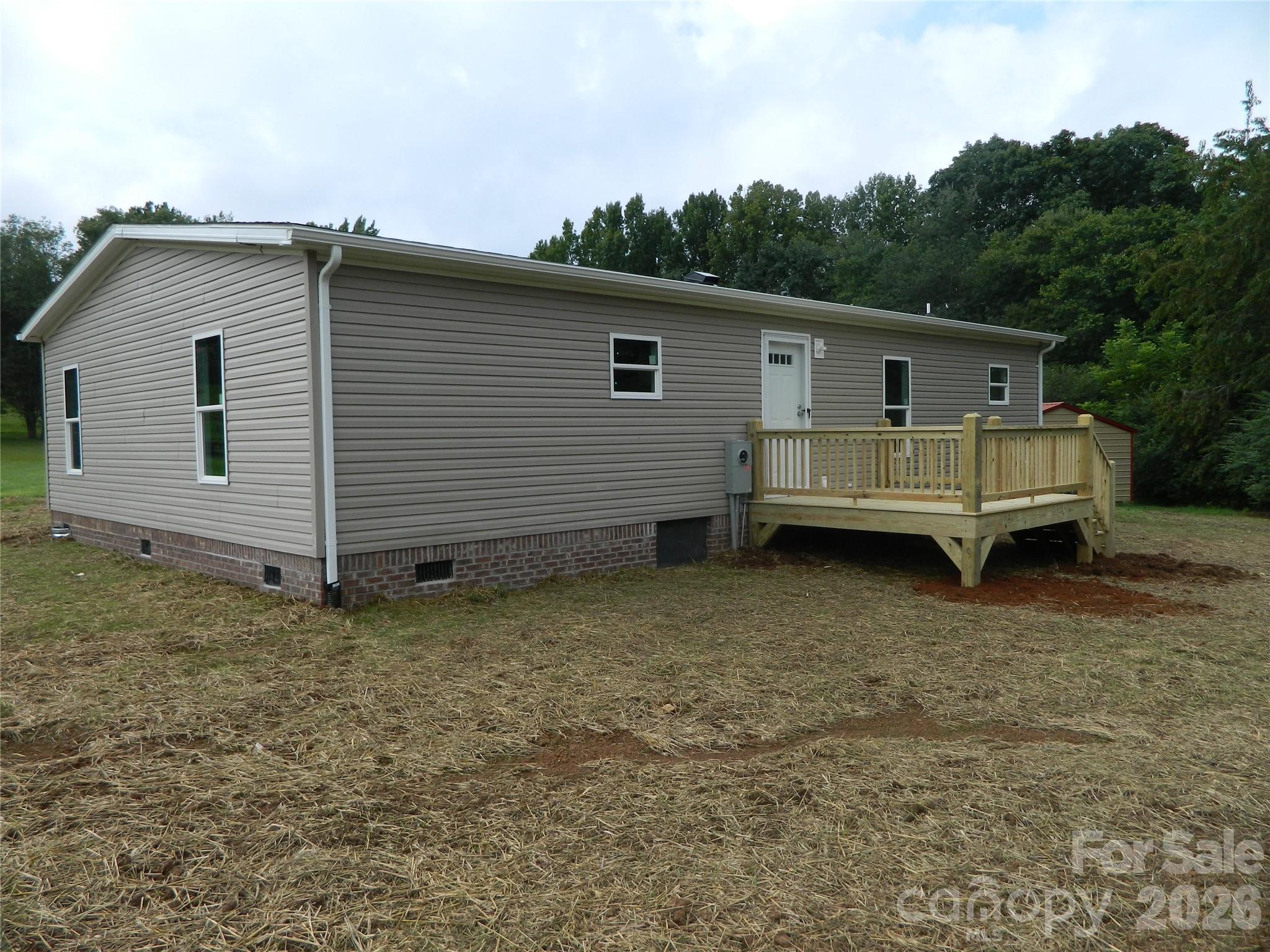 3944 Hollywood Ridge Road Property Photo 5