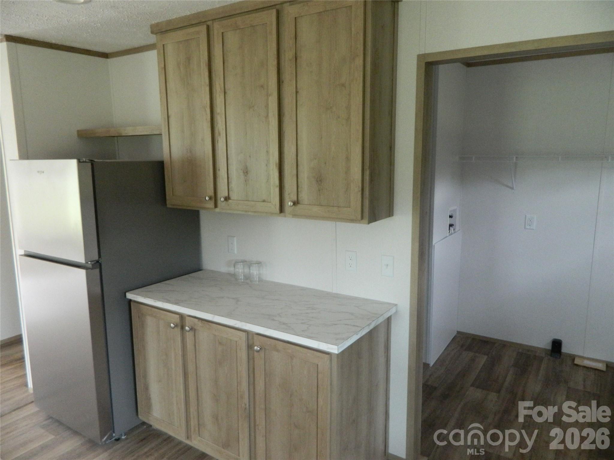 3944 Hollywood Ridge Road Property Photo 10