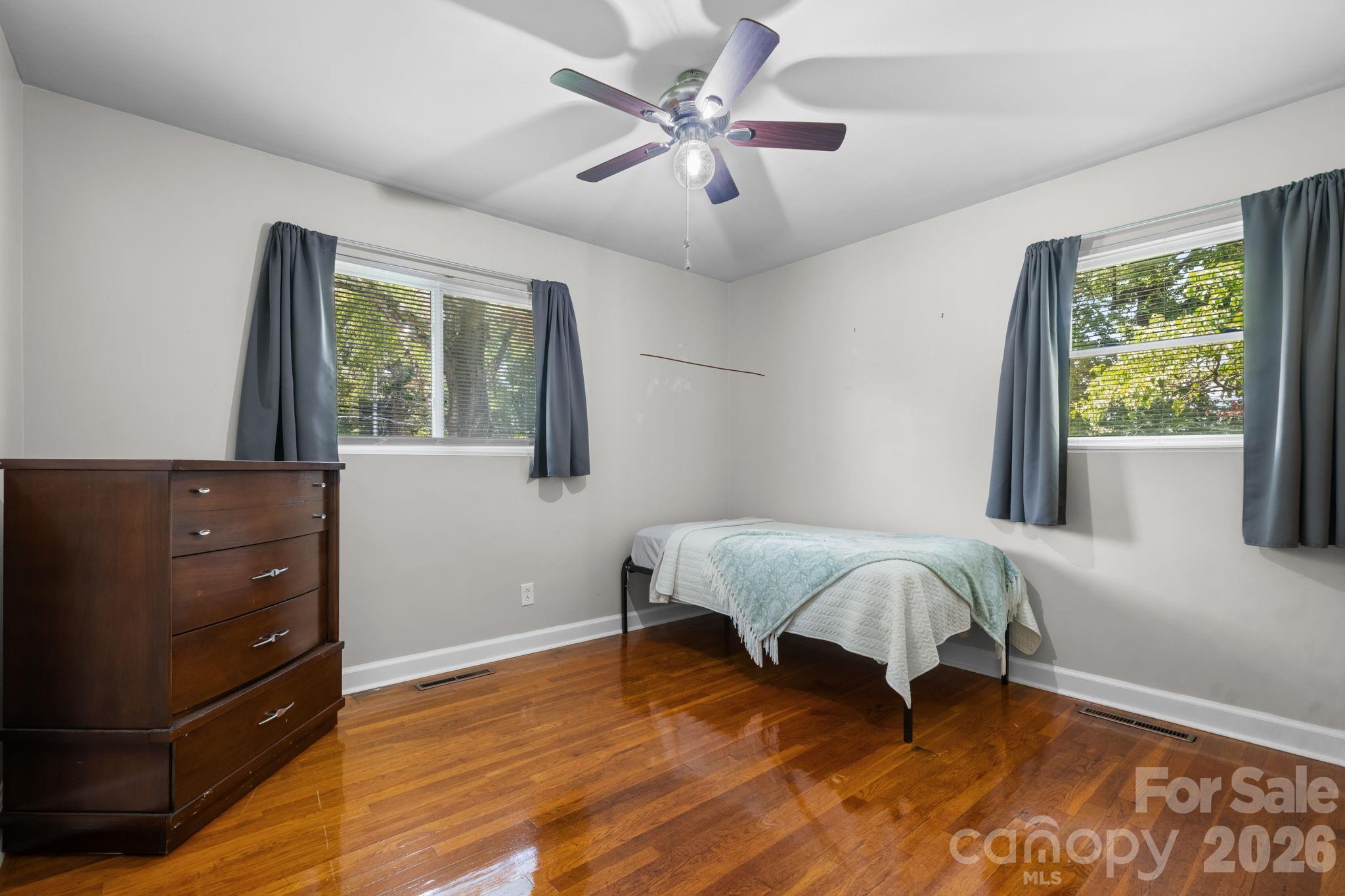 704 4th Street Property Photo 14