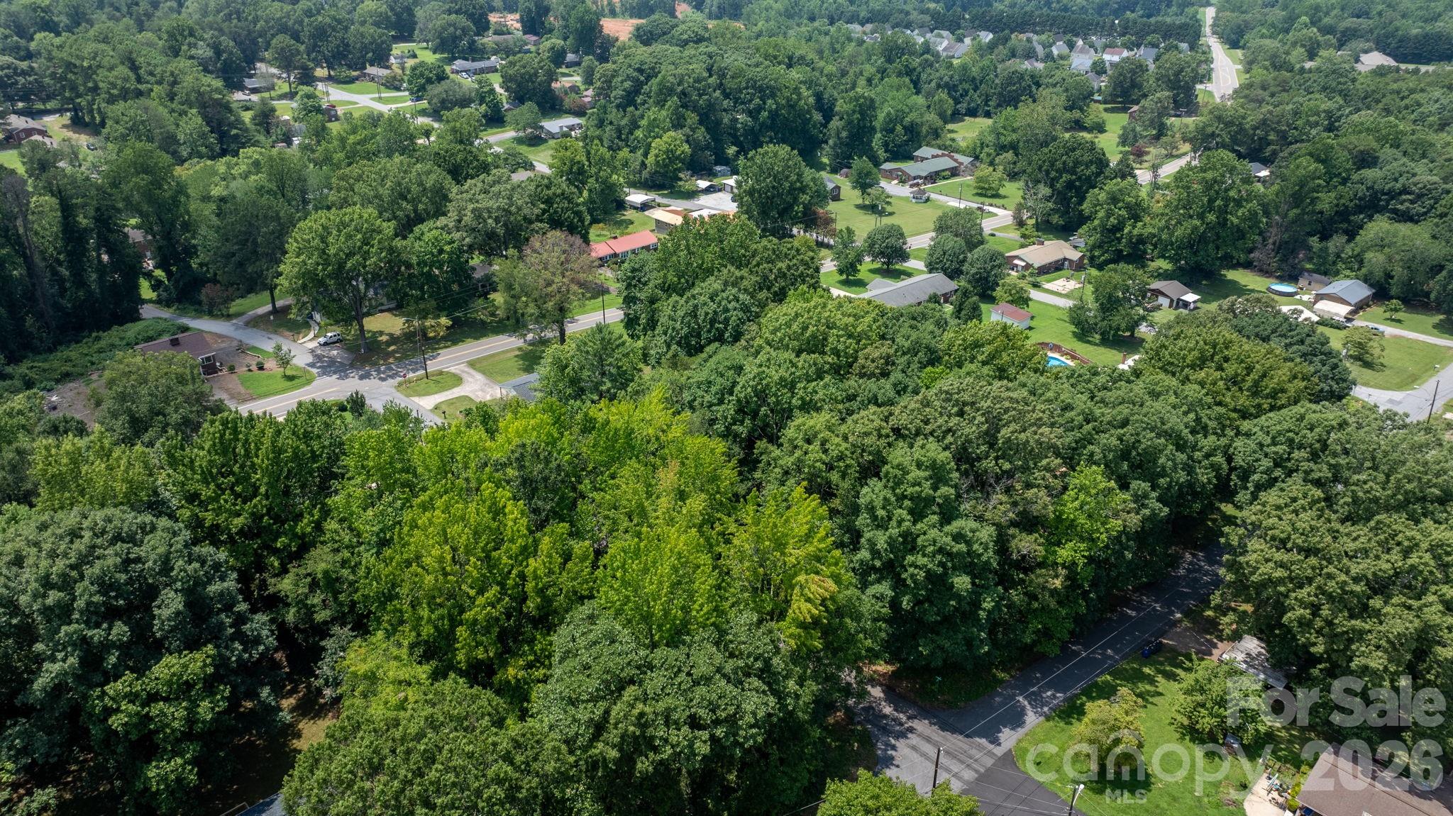 704 4th Street Property Photo 28
