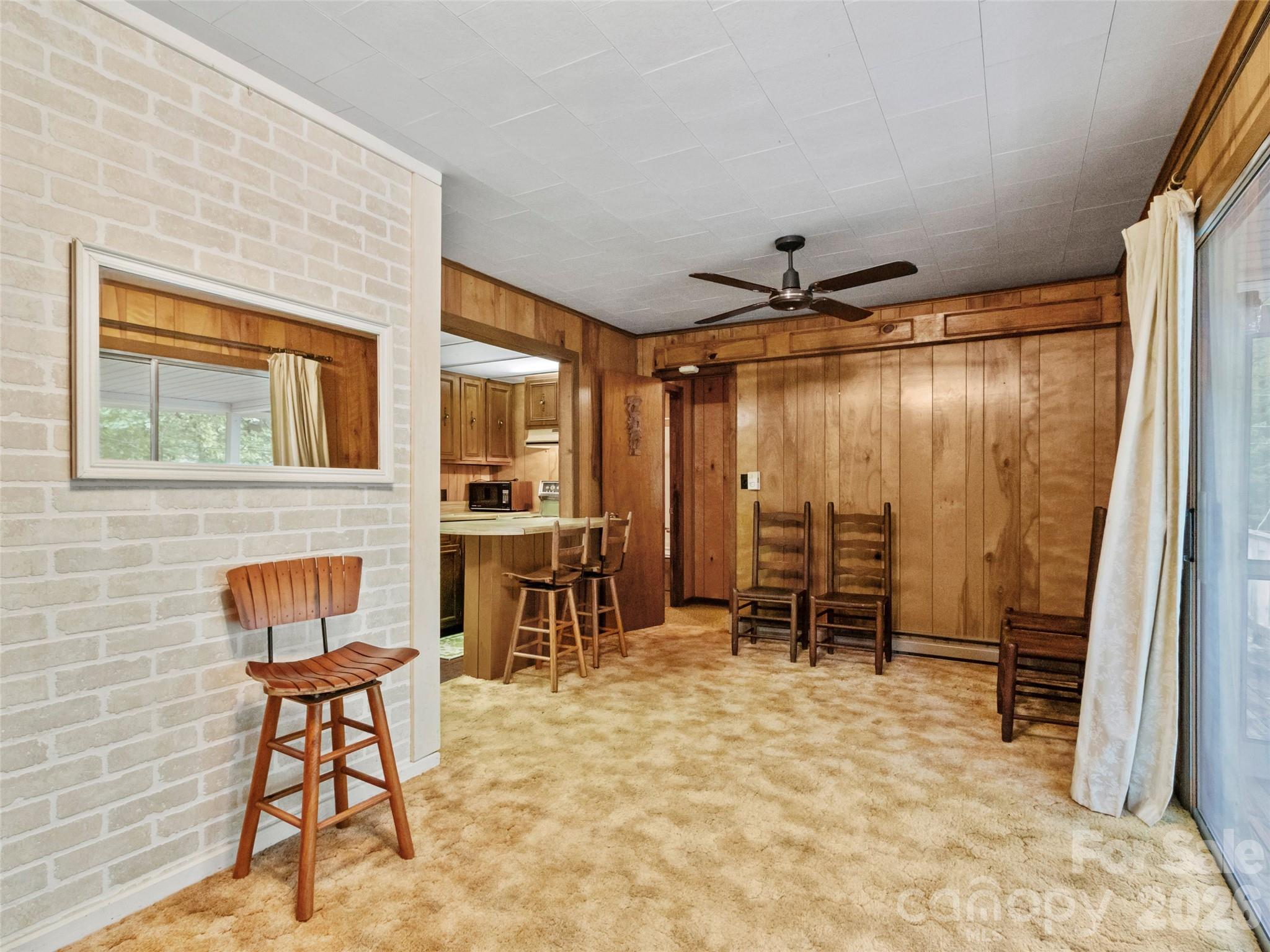 144 Florida Hill Drive Property Photo 10