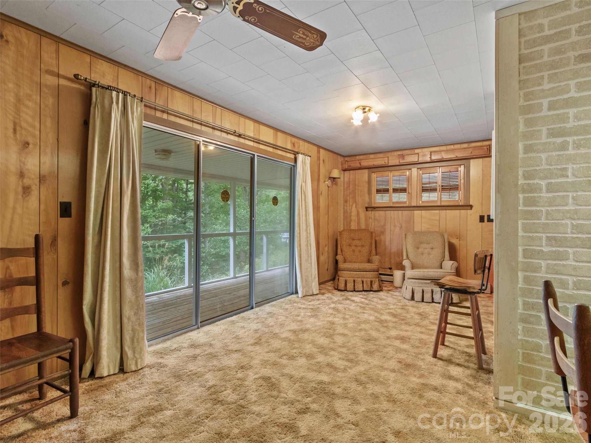 144 Florida Hill Drive Property Photo 13
