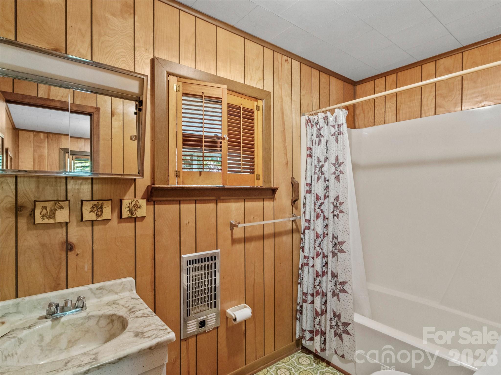 144 Florida Hill Drive Property Photo 19