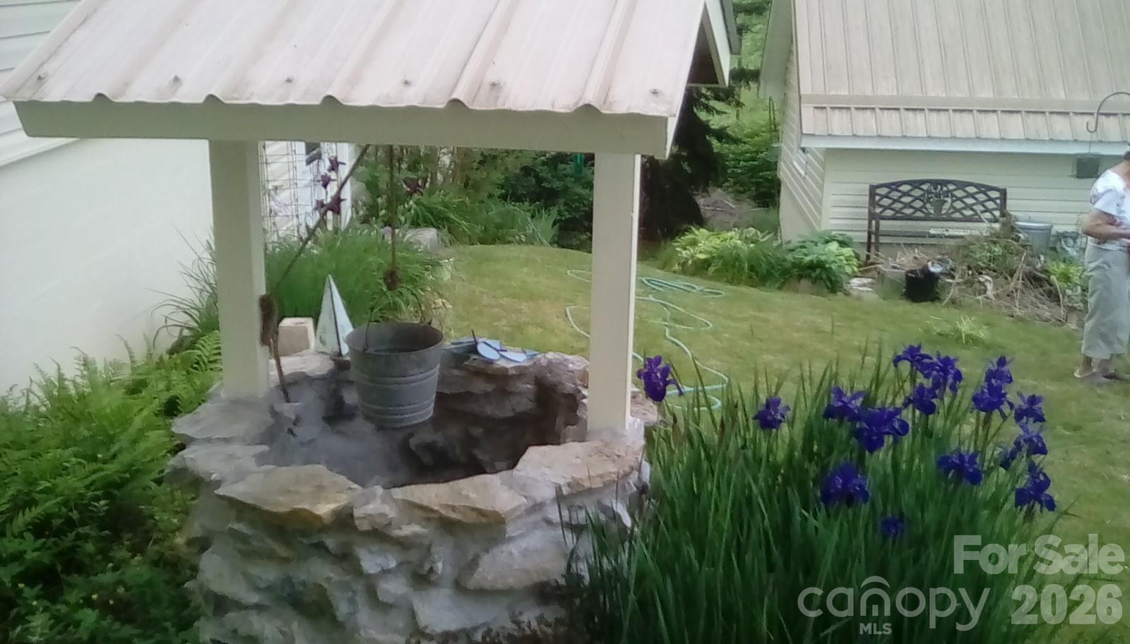 530 West Side Road Property Photo 37